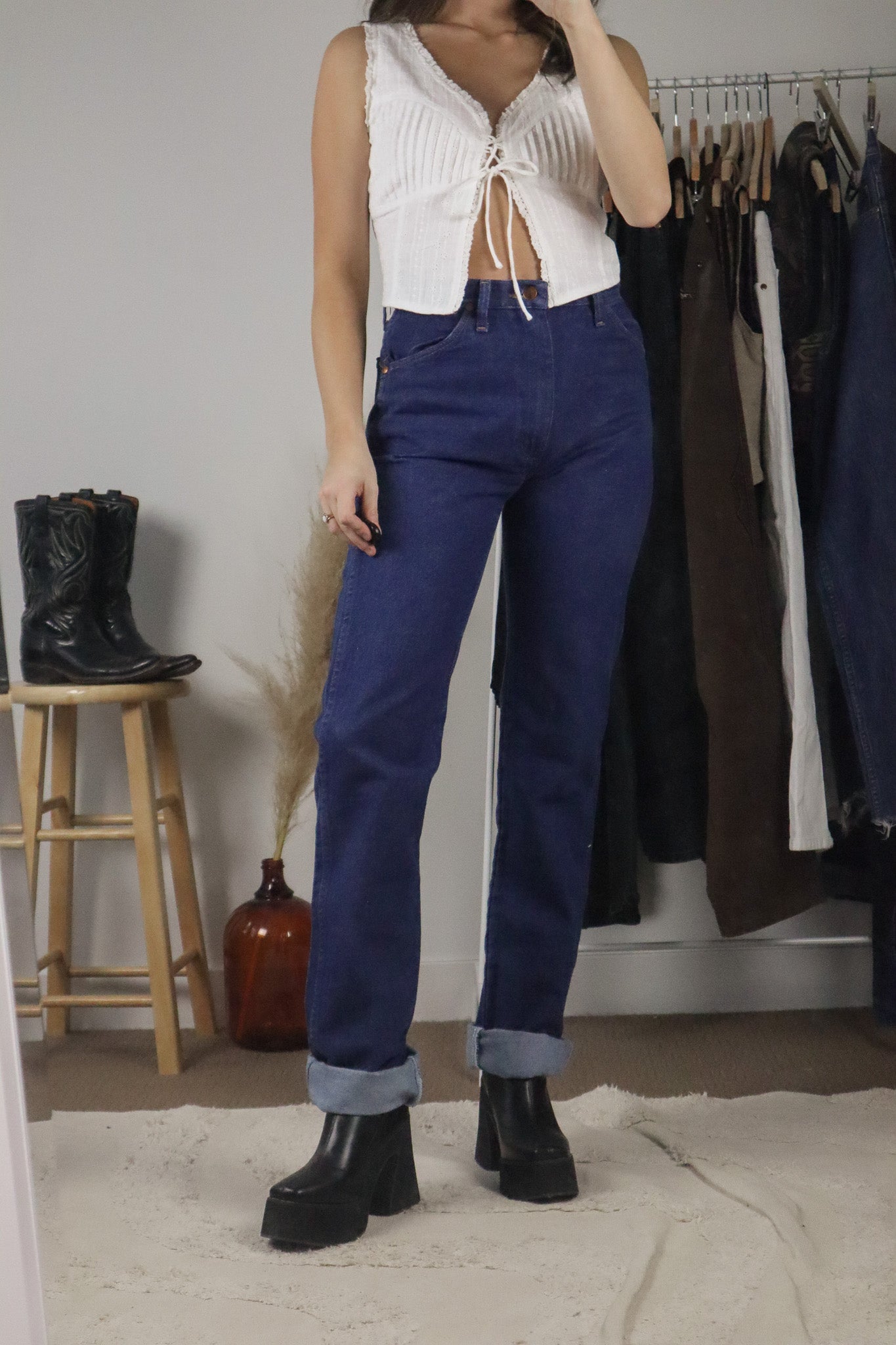 Vintage x Wrangler Jeans (2/4)