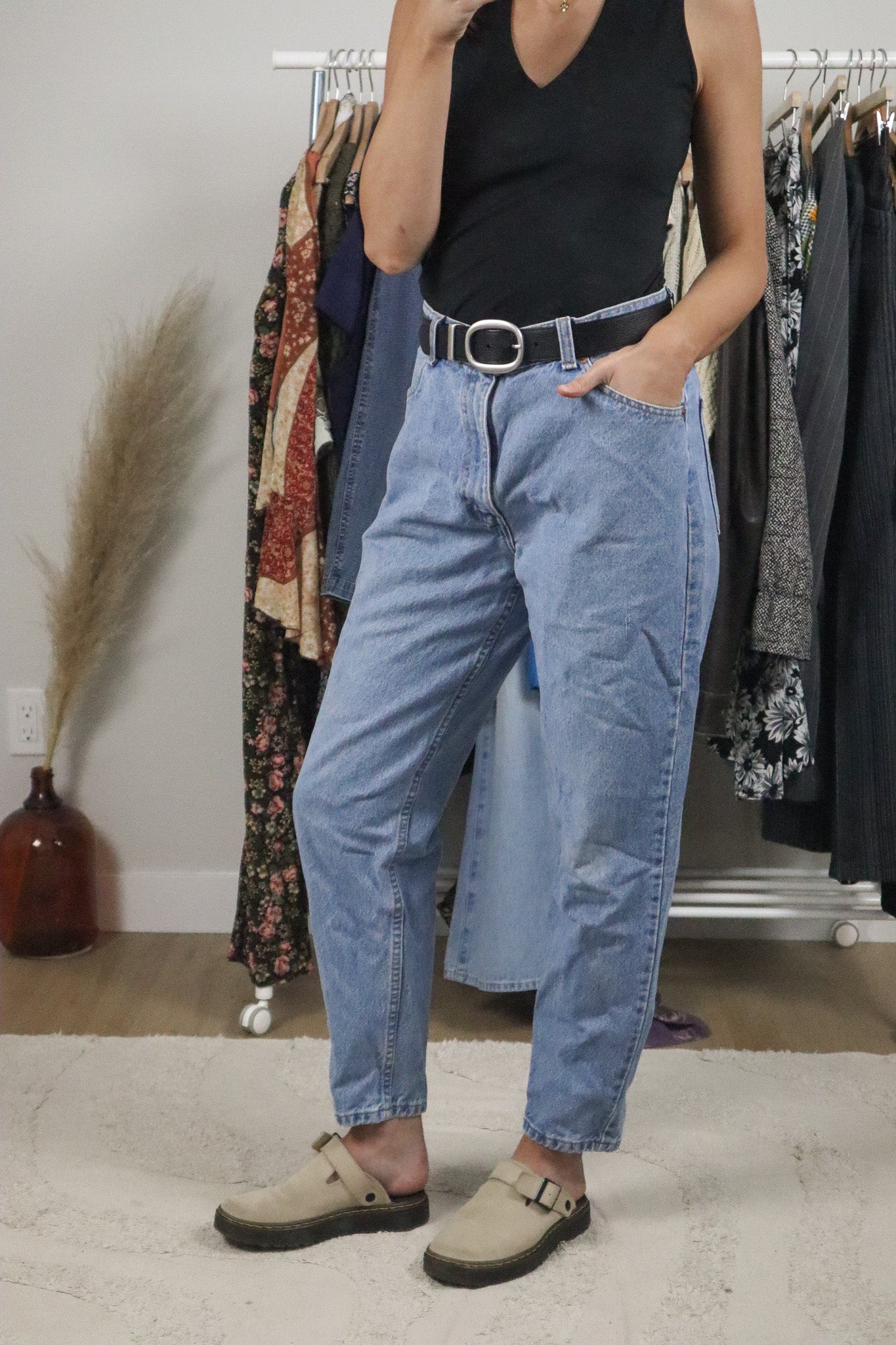 Vintage x Levi's Mom Jeans (30)