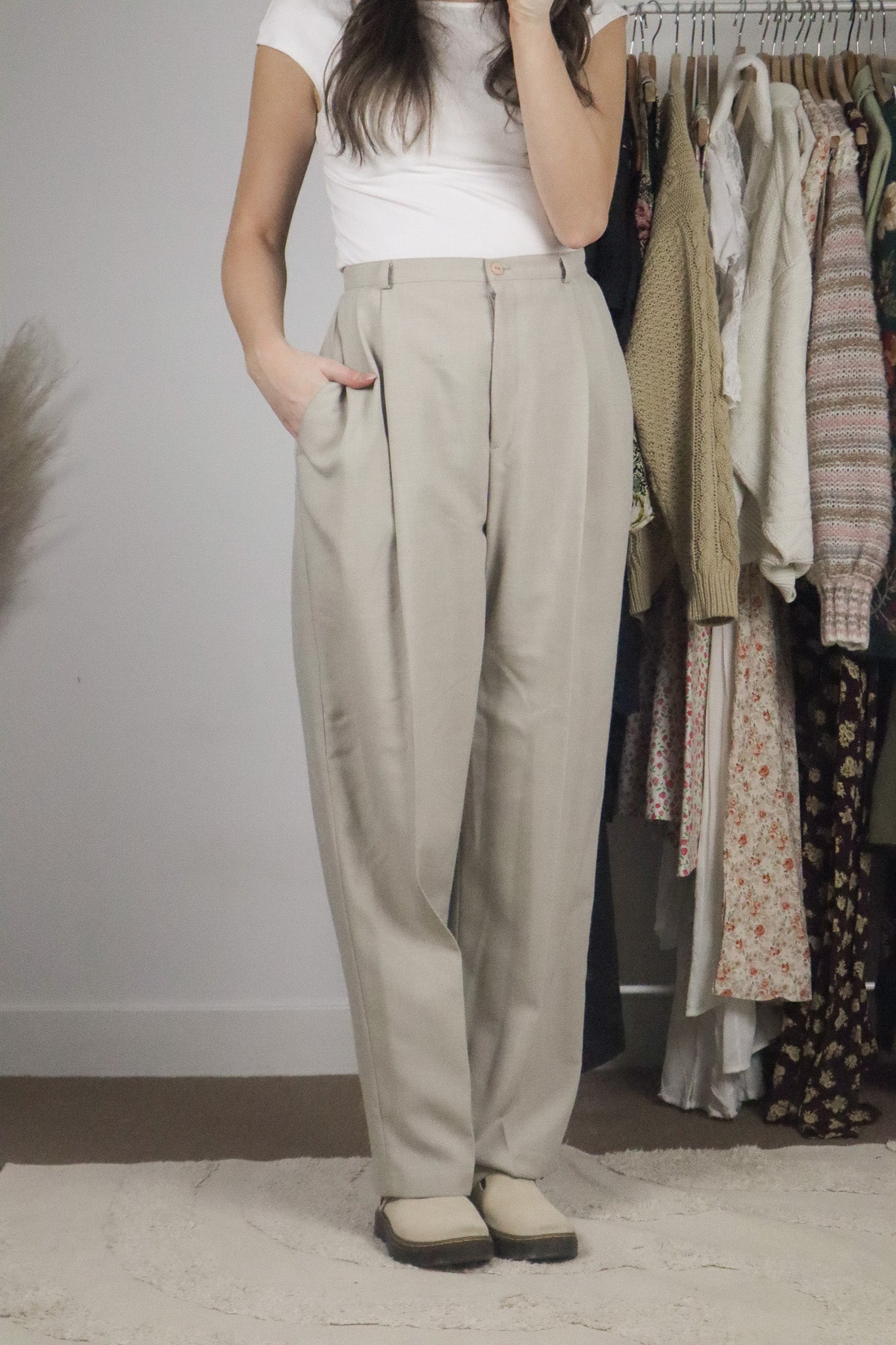 Made in Canada x Vintage x Pleated Trousers (31)