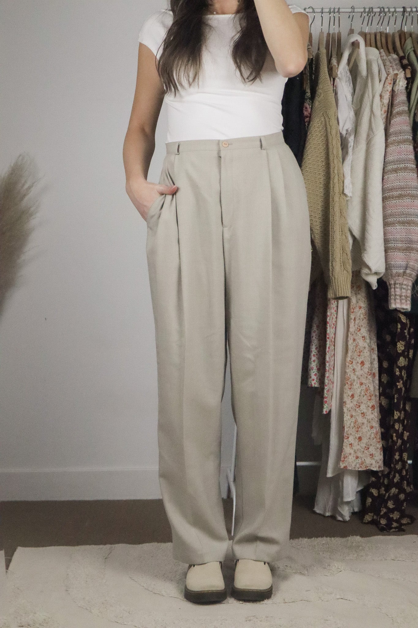 Made in Canada x Vintage x Pleated Trousers (31)