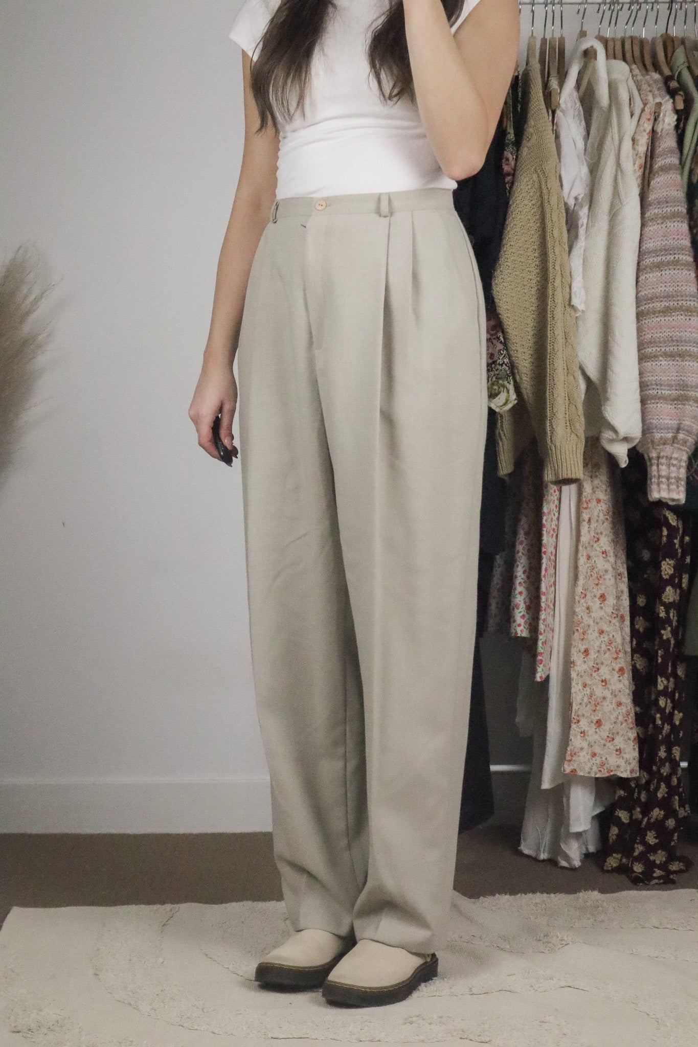 Made in Canada x Vintage x Pleated Trousers (31)