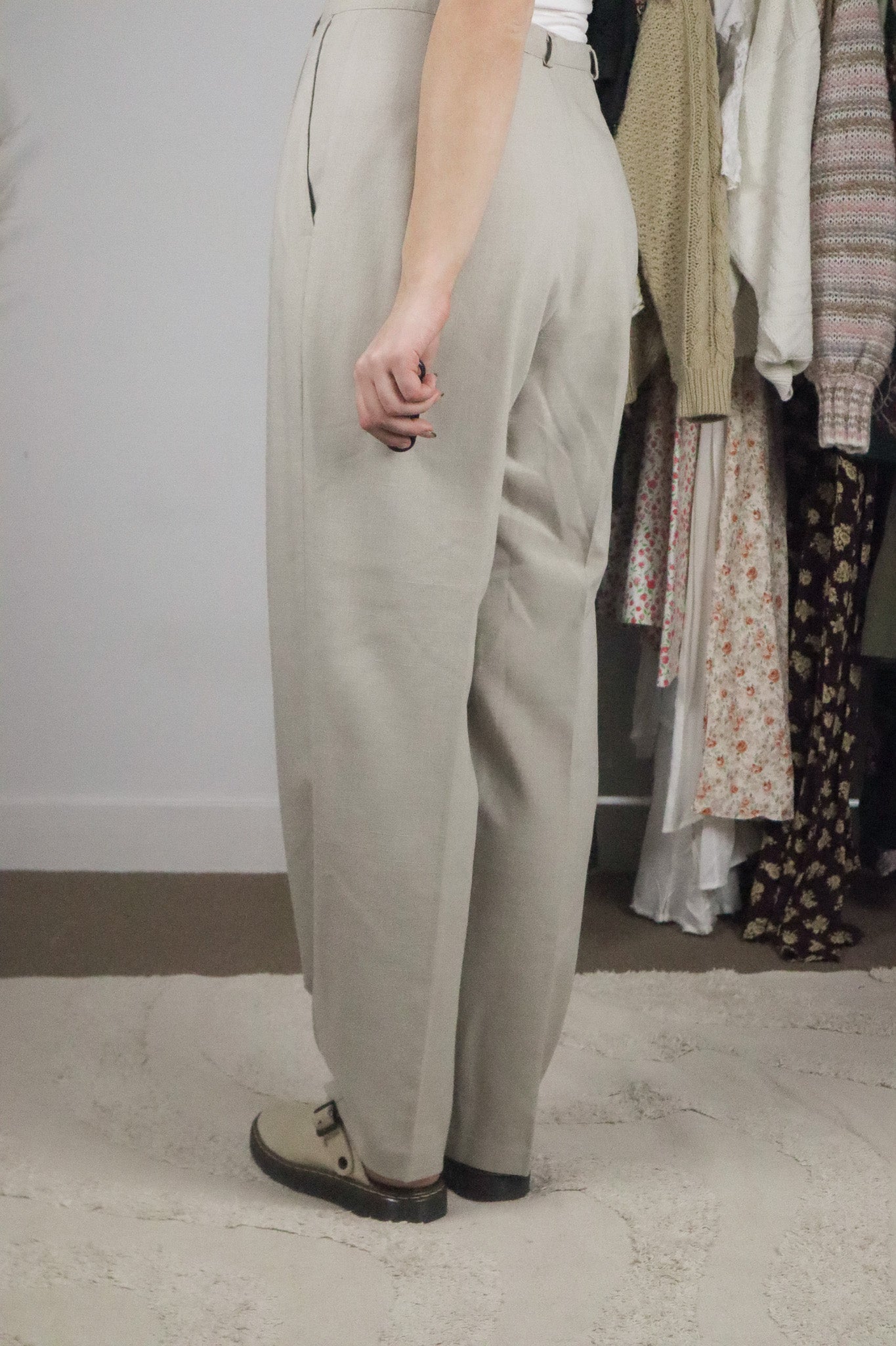 Made in Canada x Vintage x Pleated Trousers (31)