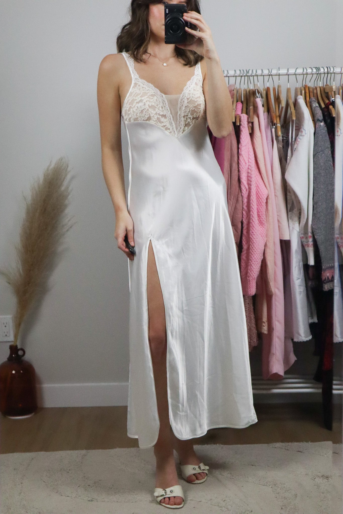 Vintage x Satin & Lace Maxi Dress (S/M)