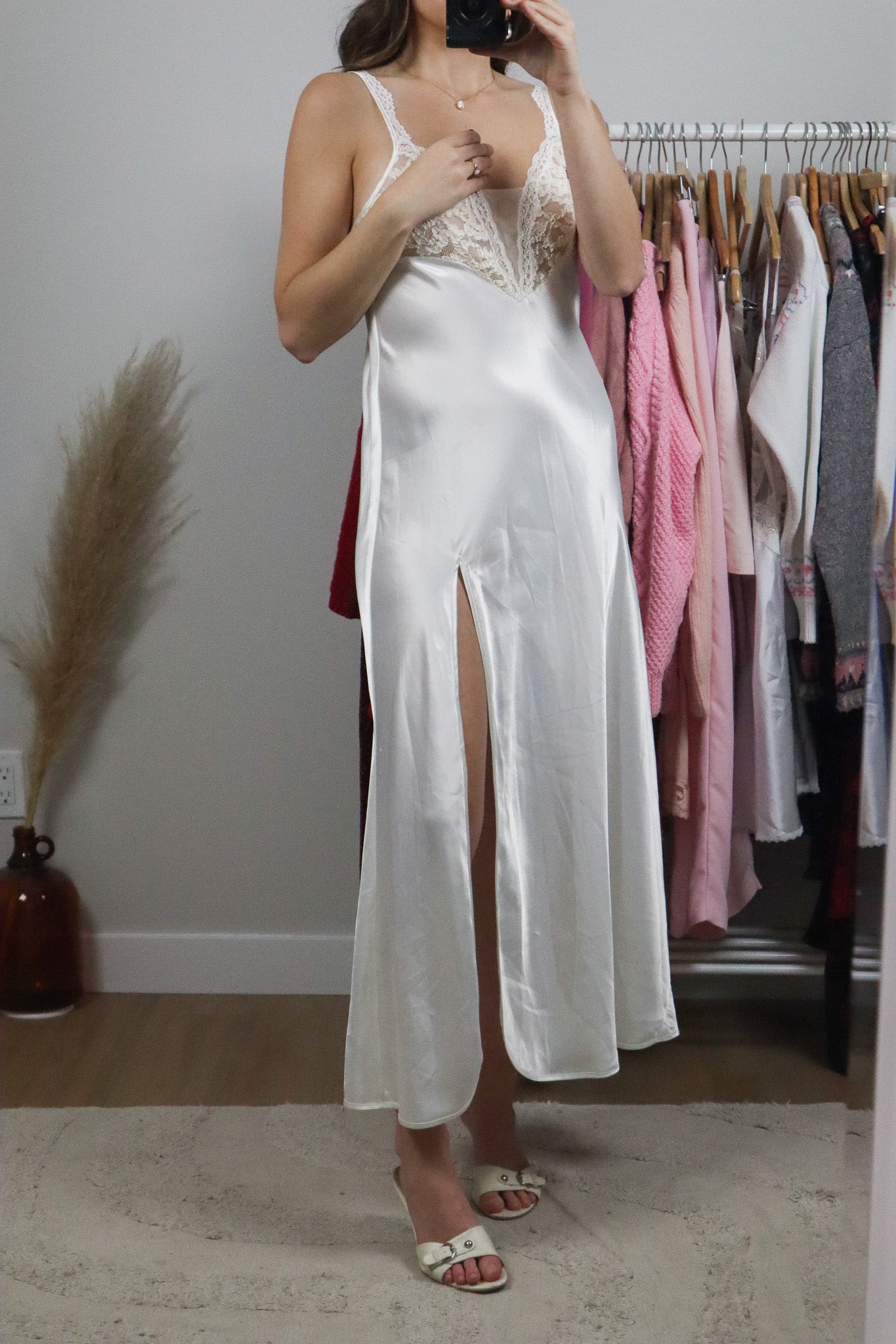 Vintage x Satin & Lace Maxi Dress (S/M)