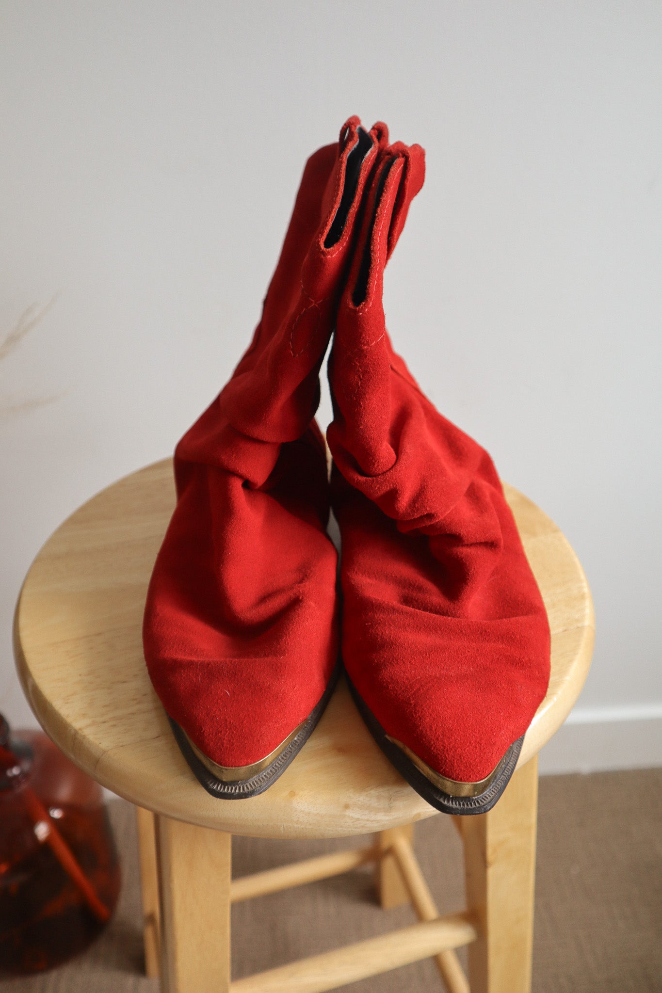 Made in Canada x Vintage x Suede Cowgirl Boots (8)