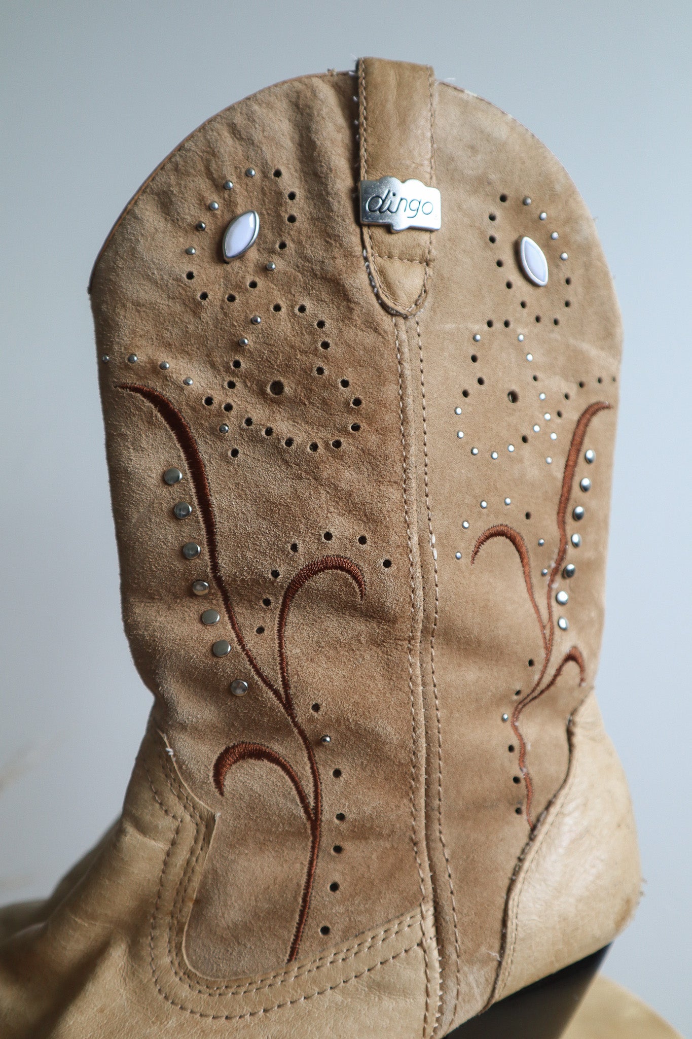 Vintage x Leather Studded Cowgirl boots (8)