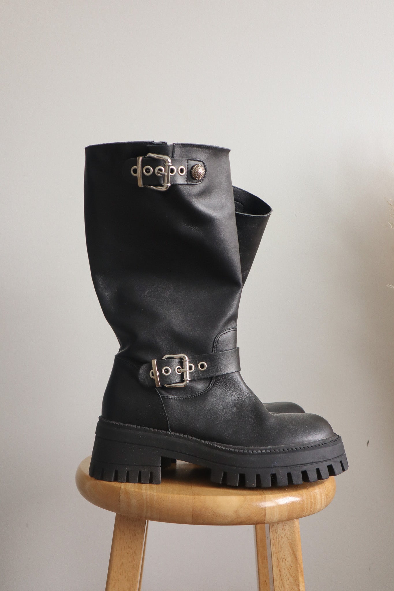 Made in Spain x Leather Lugg Moto Boots (7.5)