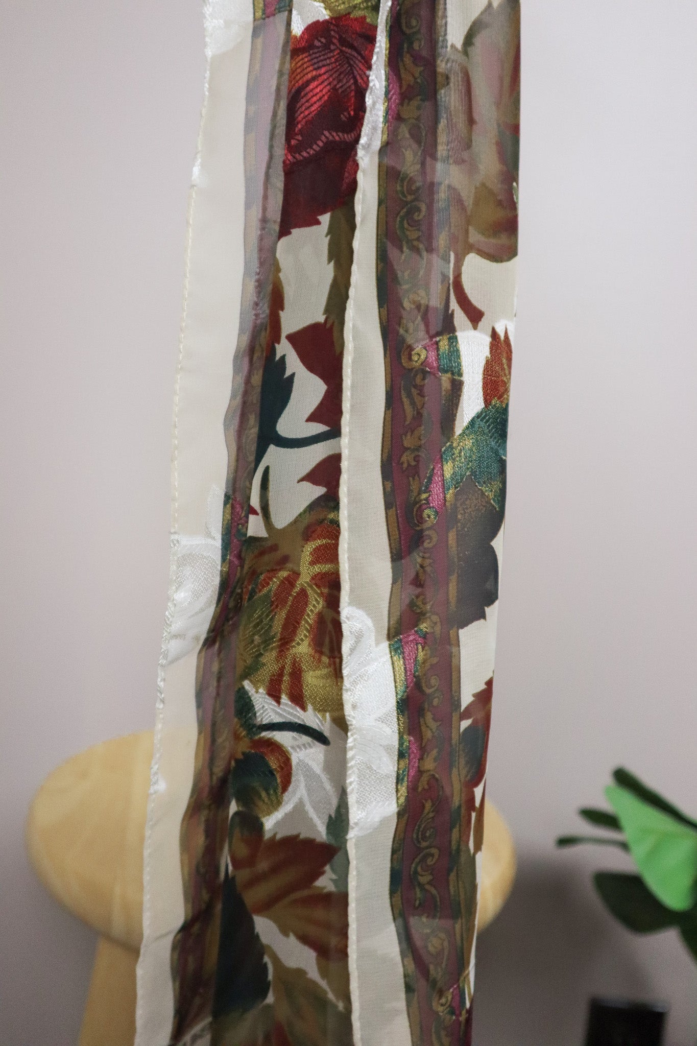 Vintage x Pattered Scarf