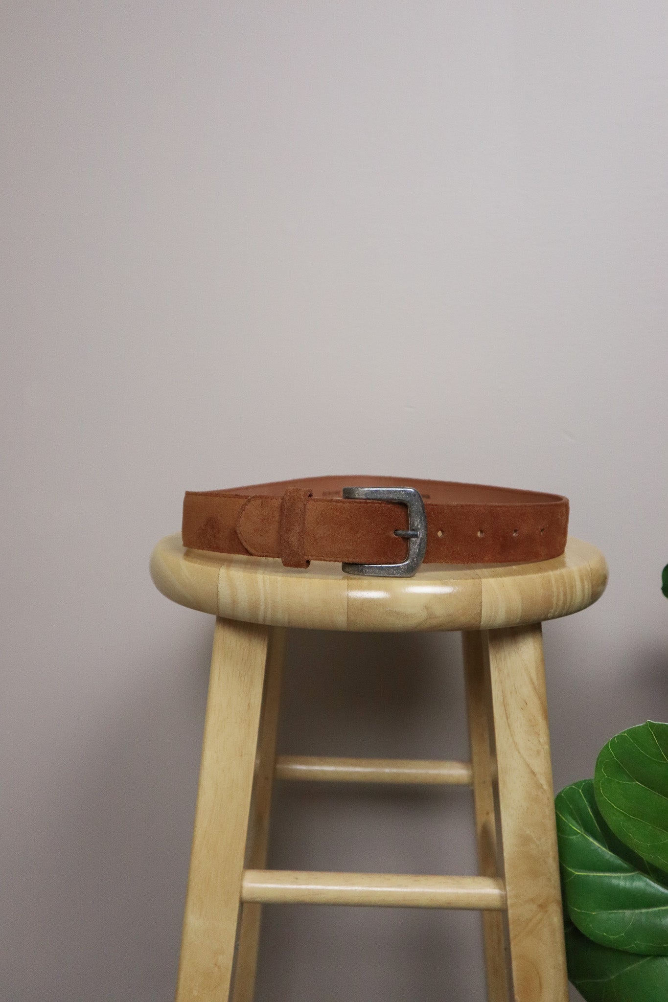 Made in Canada x Vintage x Suede Belt (XS)