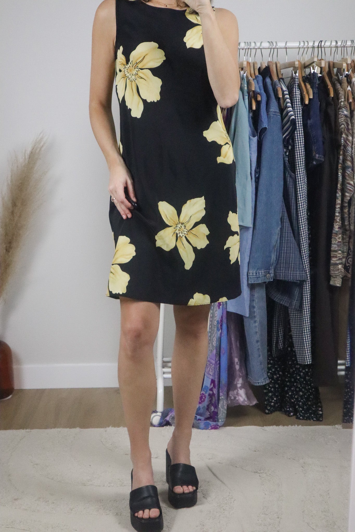 Vintage x Floral Midi Dress (8)