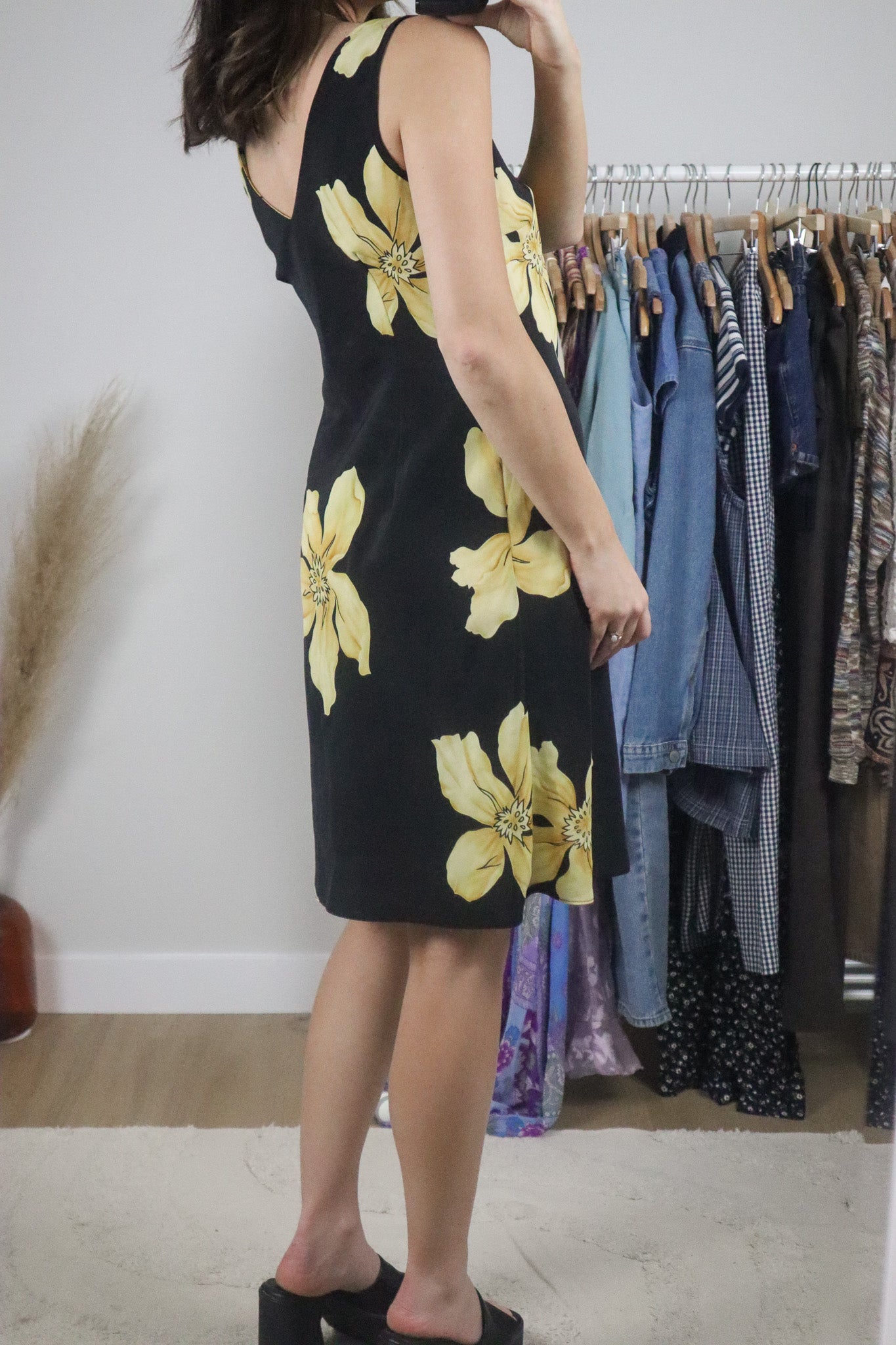 Vintage x Floral Midi Dress (8)