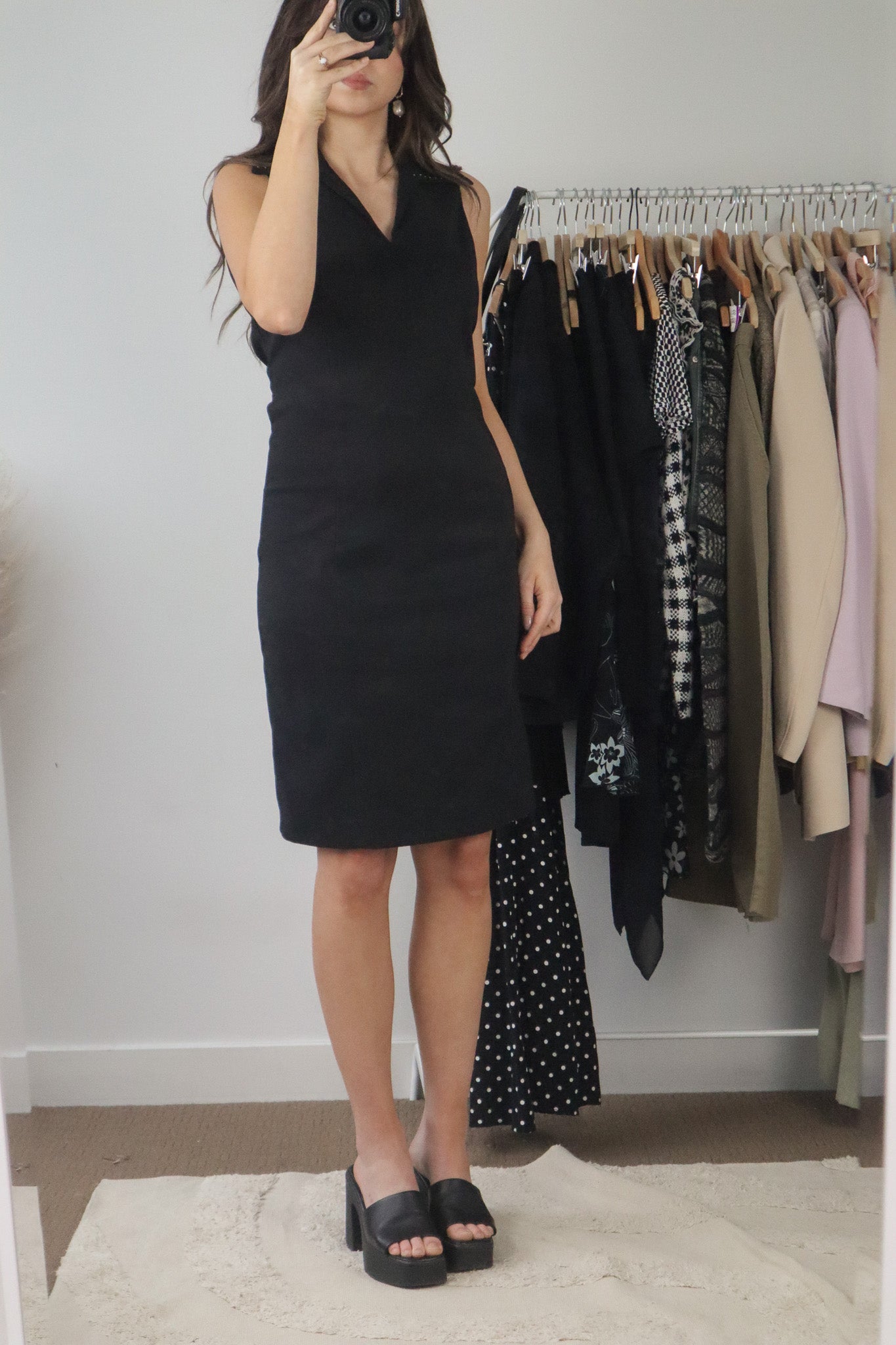 Made in Canada x Vintage x Collared Midi Dress (4)