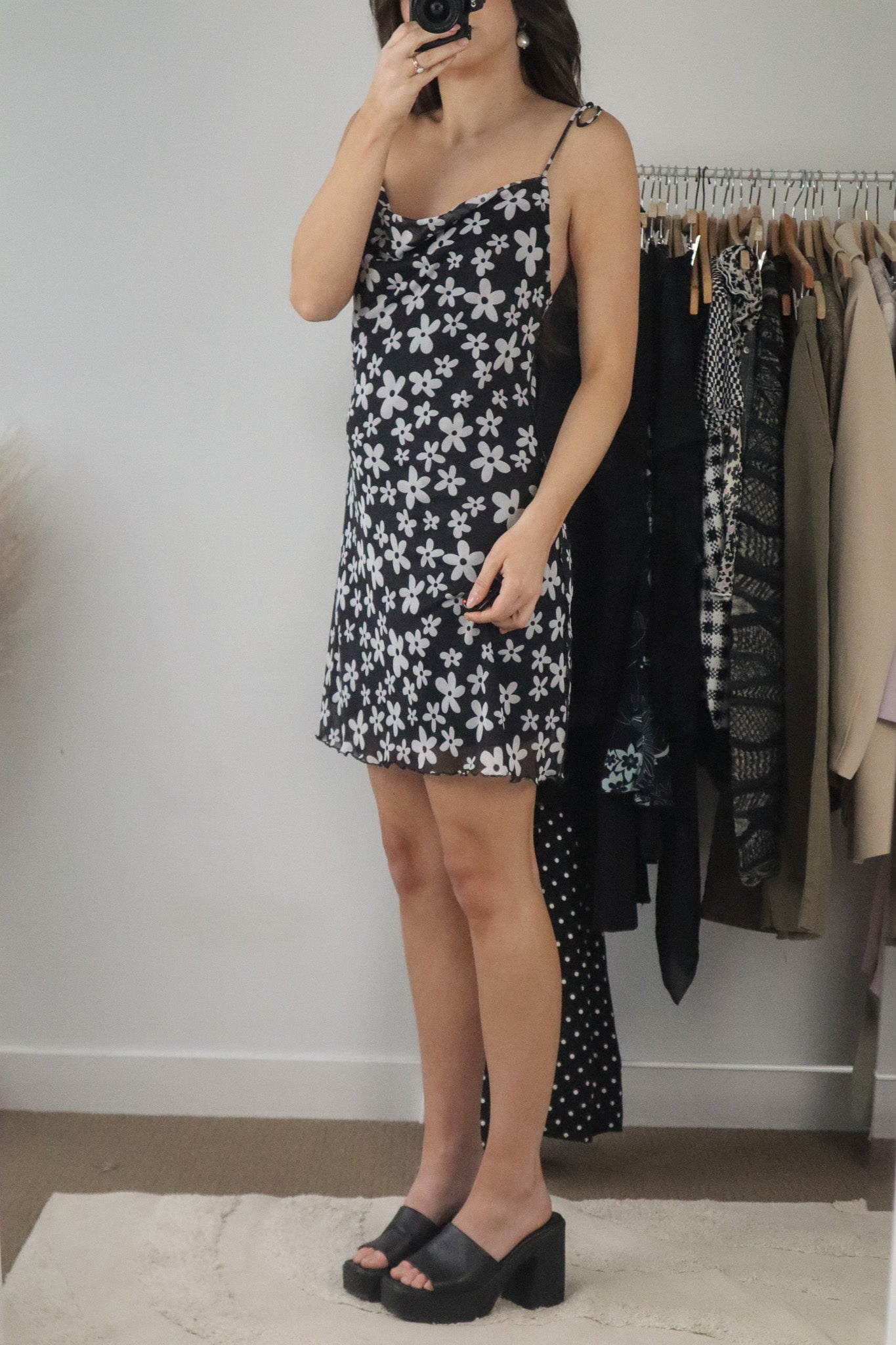 Modern x Floral Midi Dress (8/10)