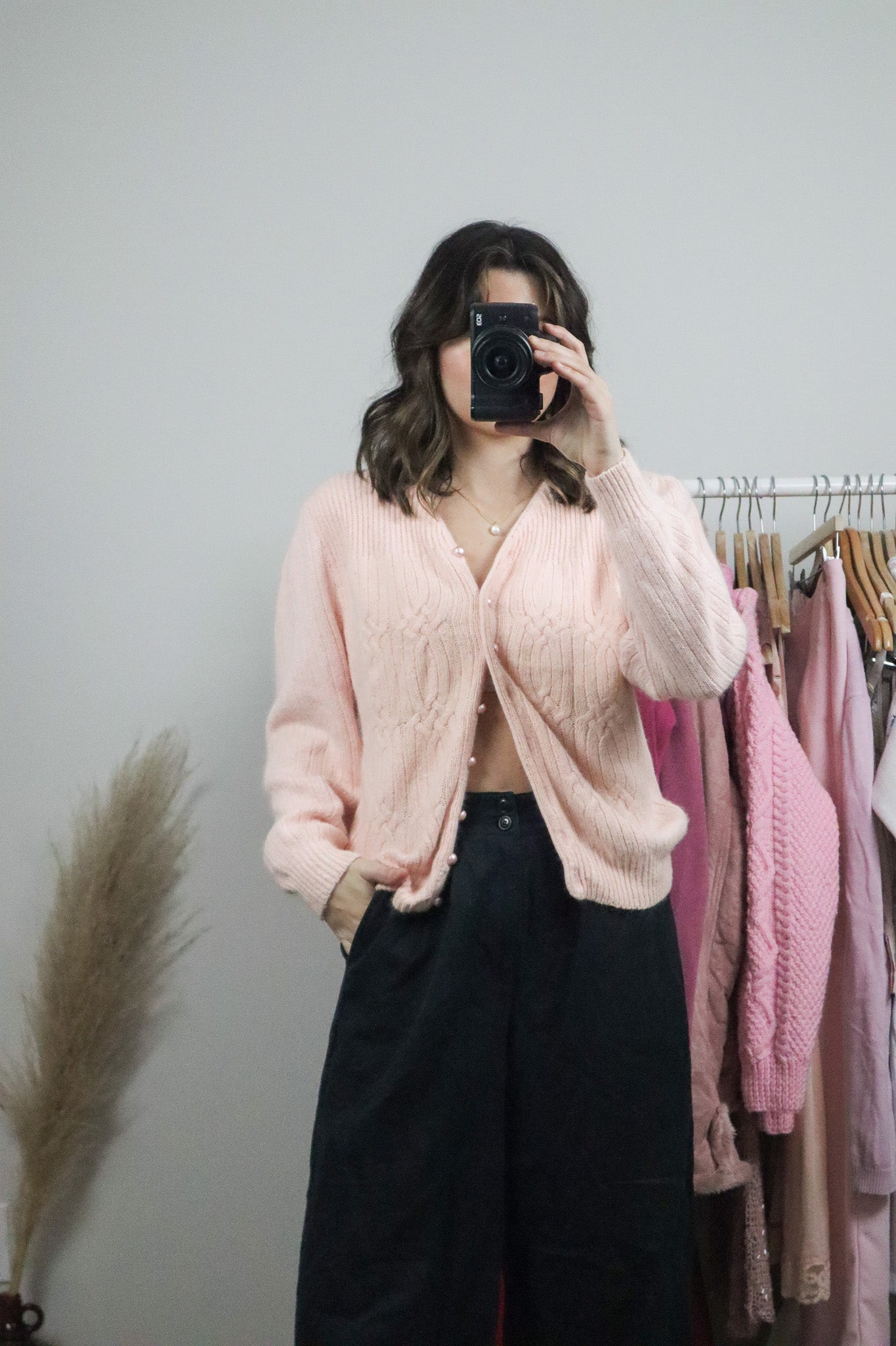 Vintage x Silk & Angora Blend Sweater Cardigan (M)