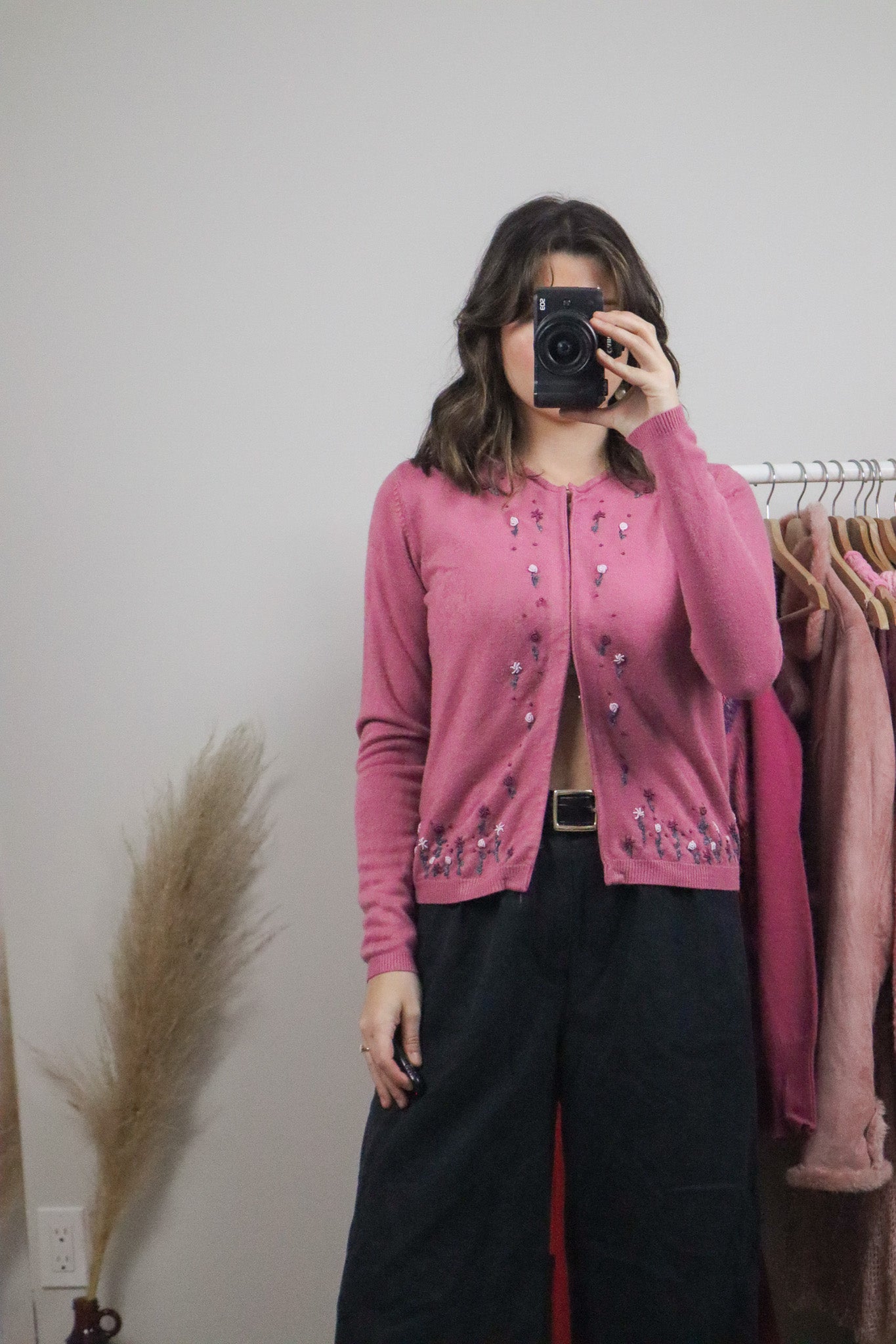 Vintage x Embroidered Clasp Cardigan (M)