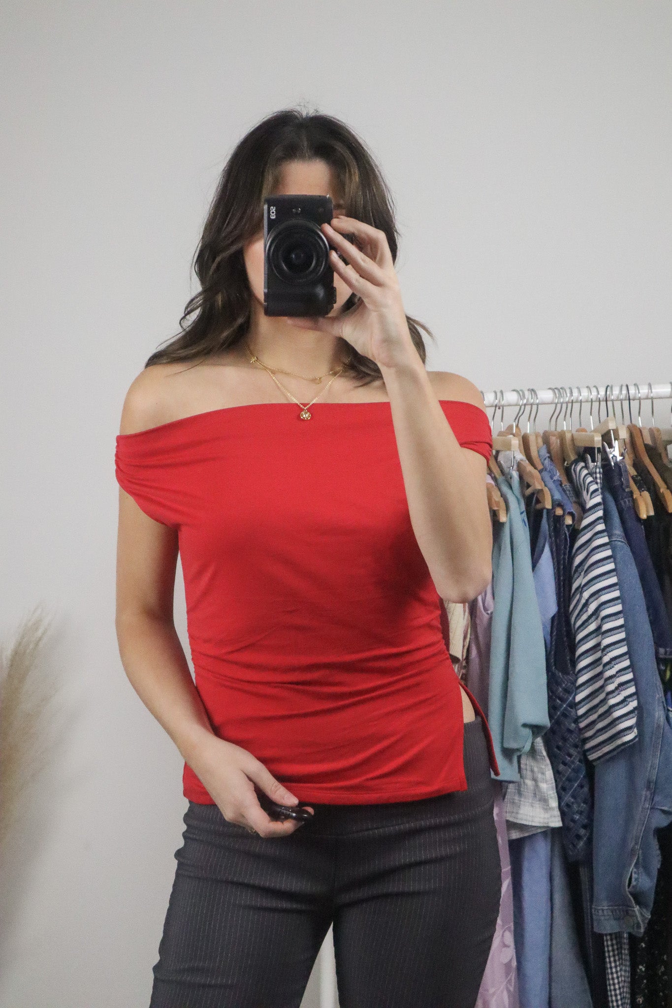 Modern x Off-Shoulder Top (S)