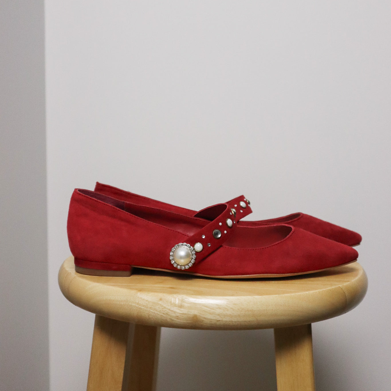 Modern x Suede Ballet Flats (7)