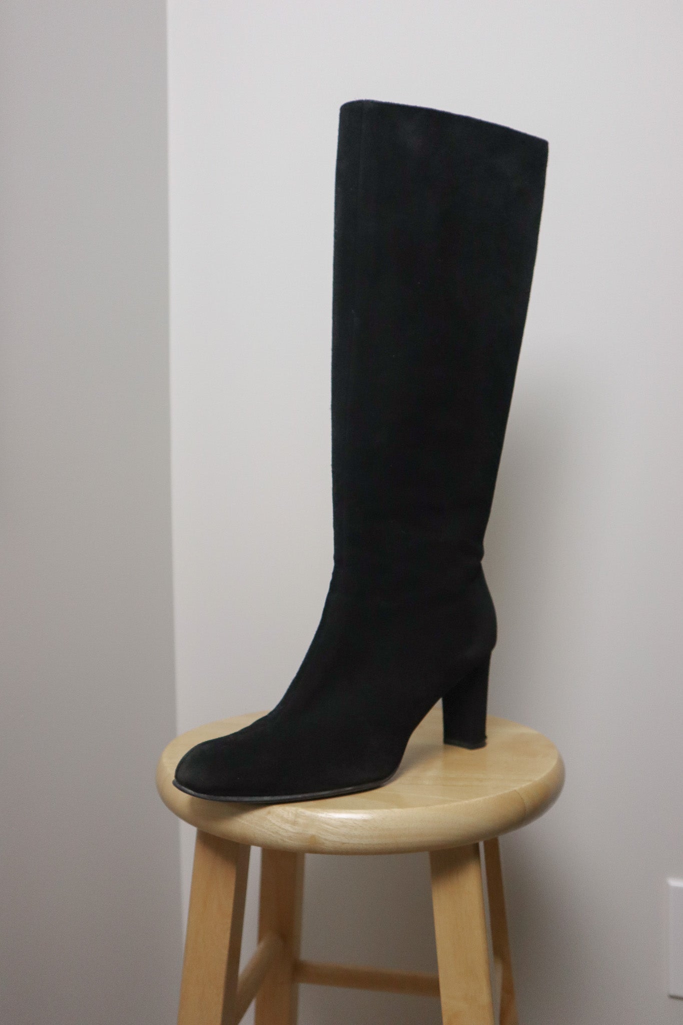 Made in Spain x Stuart Weitzman Suede Boots (8/8.5)