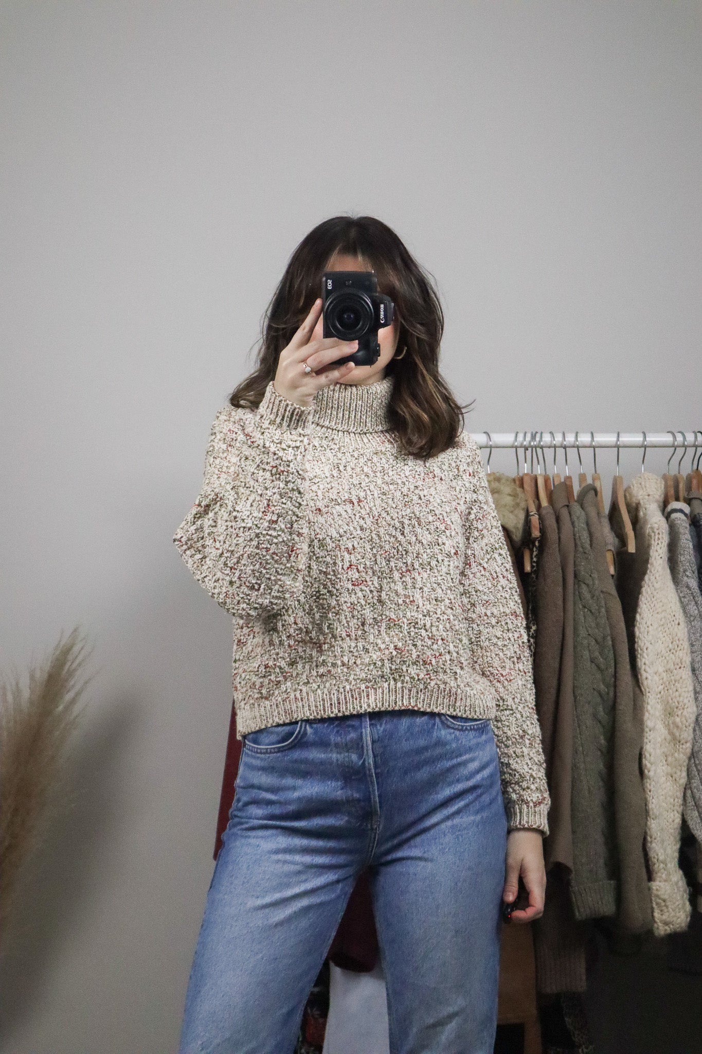Vintage x Cropped Turtleneck Knit Sweater (S)