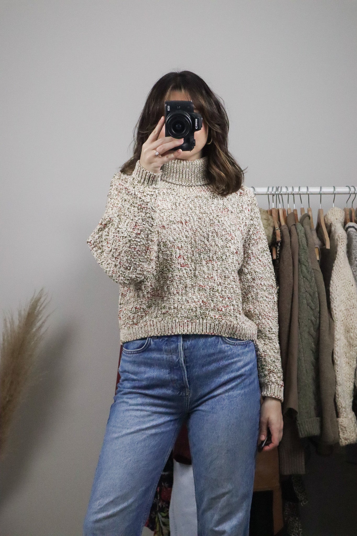 Vintage x Cropped Turtleneck Knit Sweater (S)