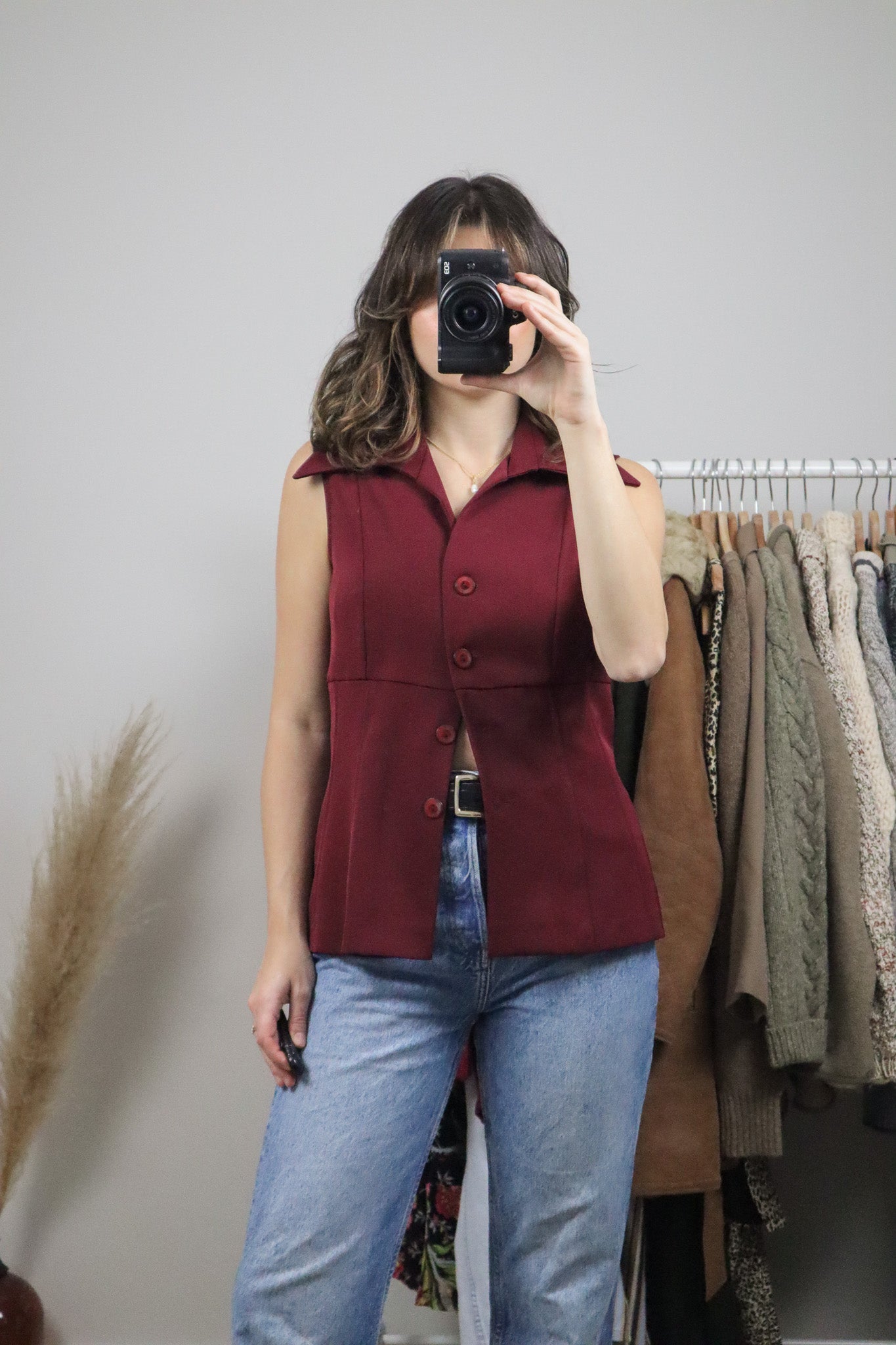 Made in Canada x Vintage x Collared Top/Vest (4/6)