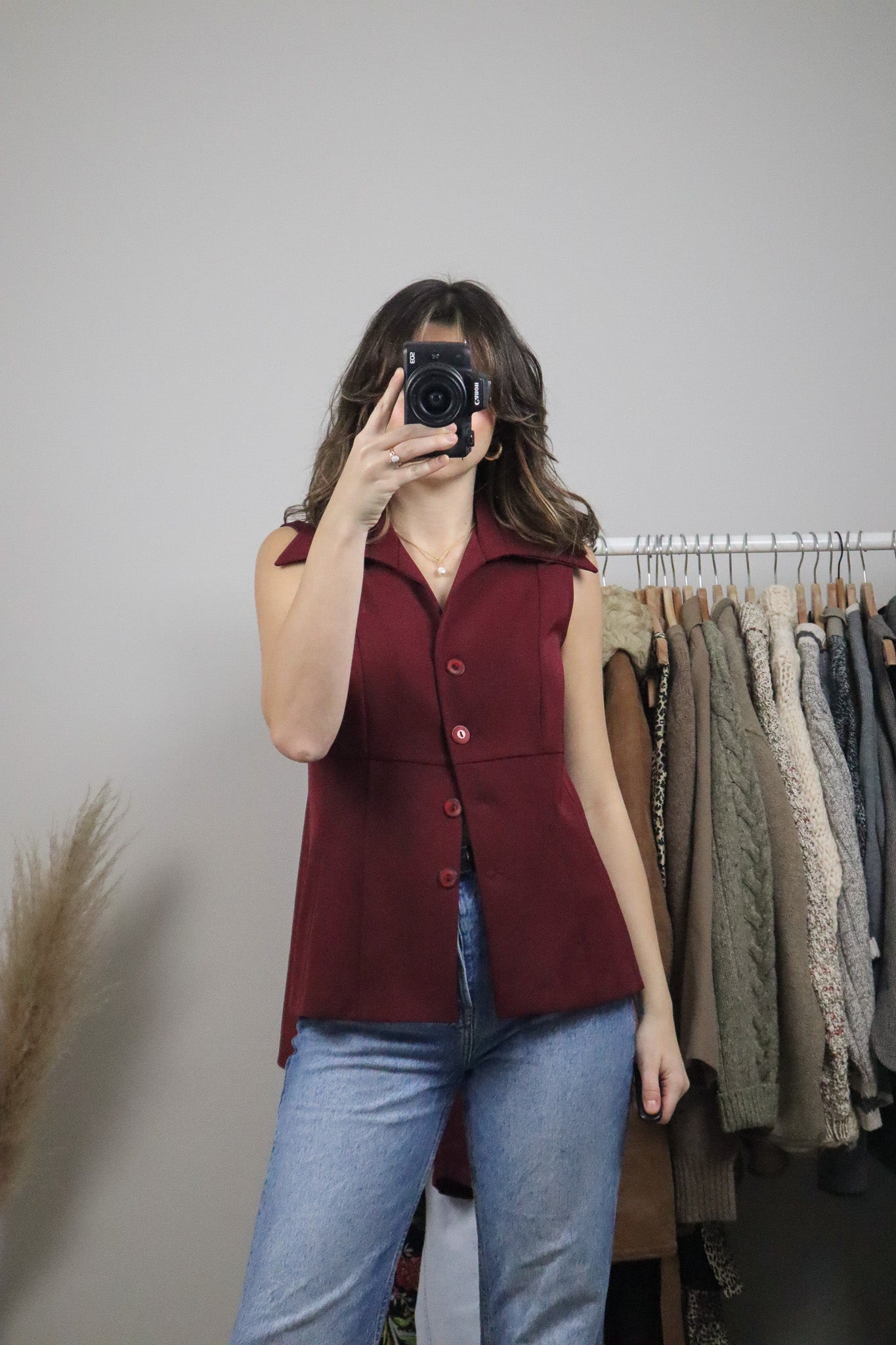 Made in Canada x Vintage x Collared Top/Vest (4/6)