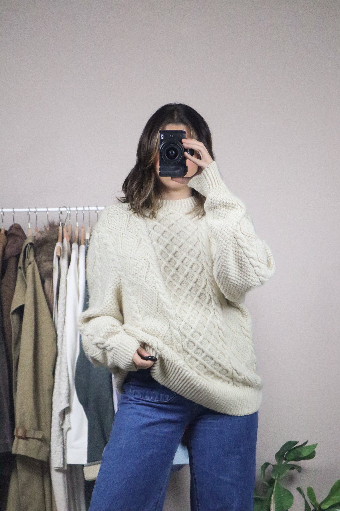 Handmade x Wool Cable-Knit Sweater (L/XL)