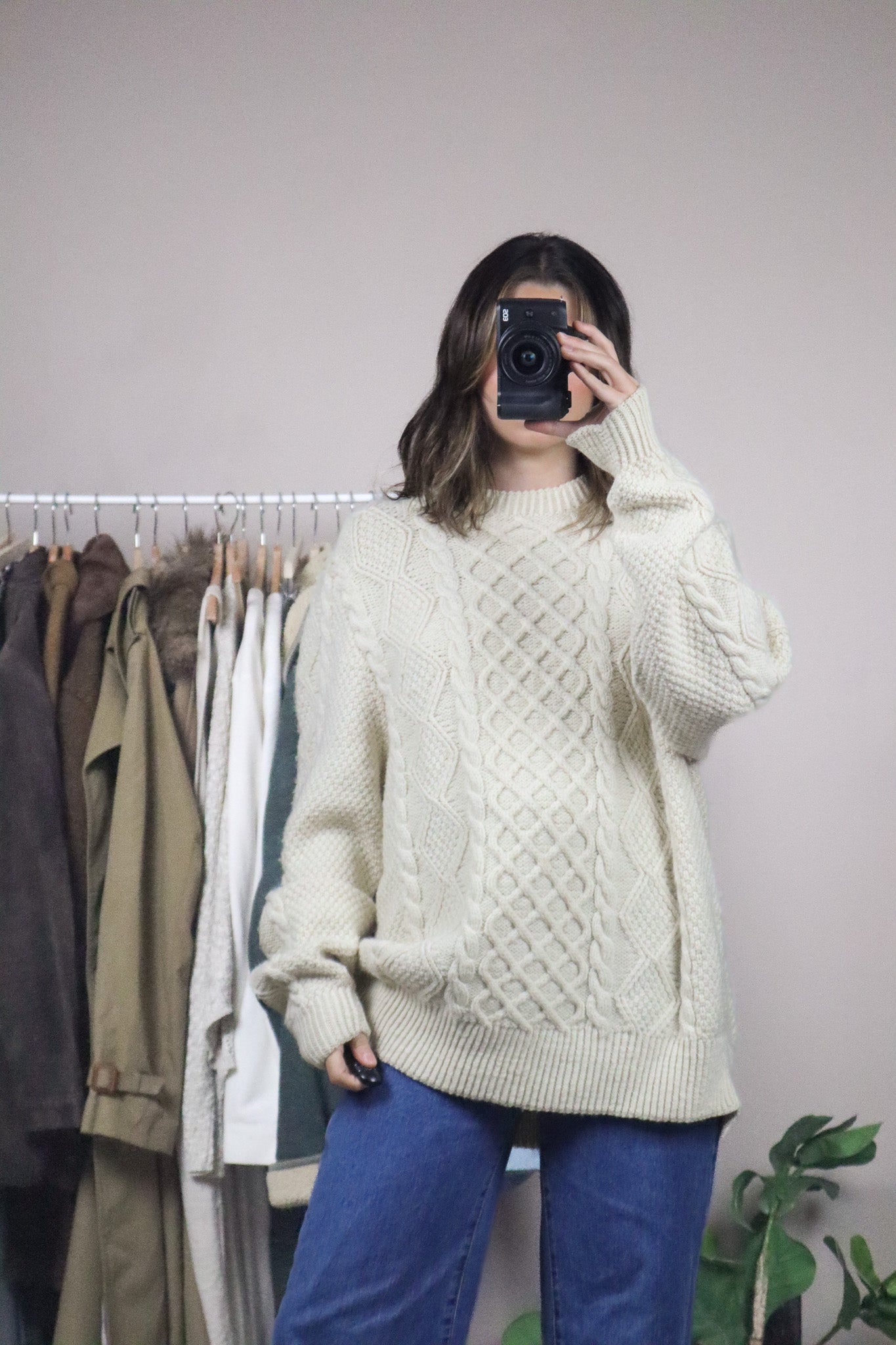 Handmade x Wool Cable-Knit Sweater (L/XL)