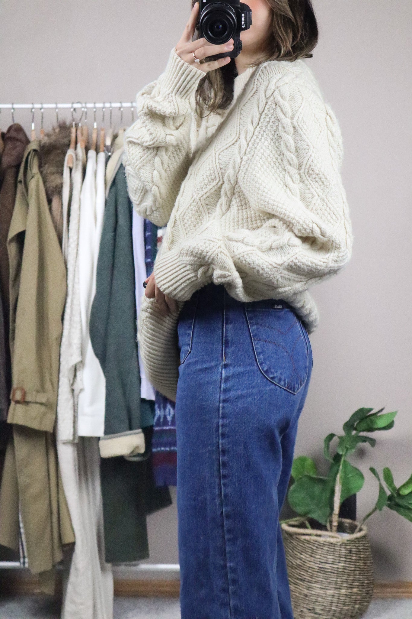 Handmade x Wool Cable-Knit Sweater (L/XL)
