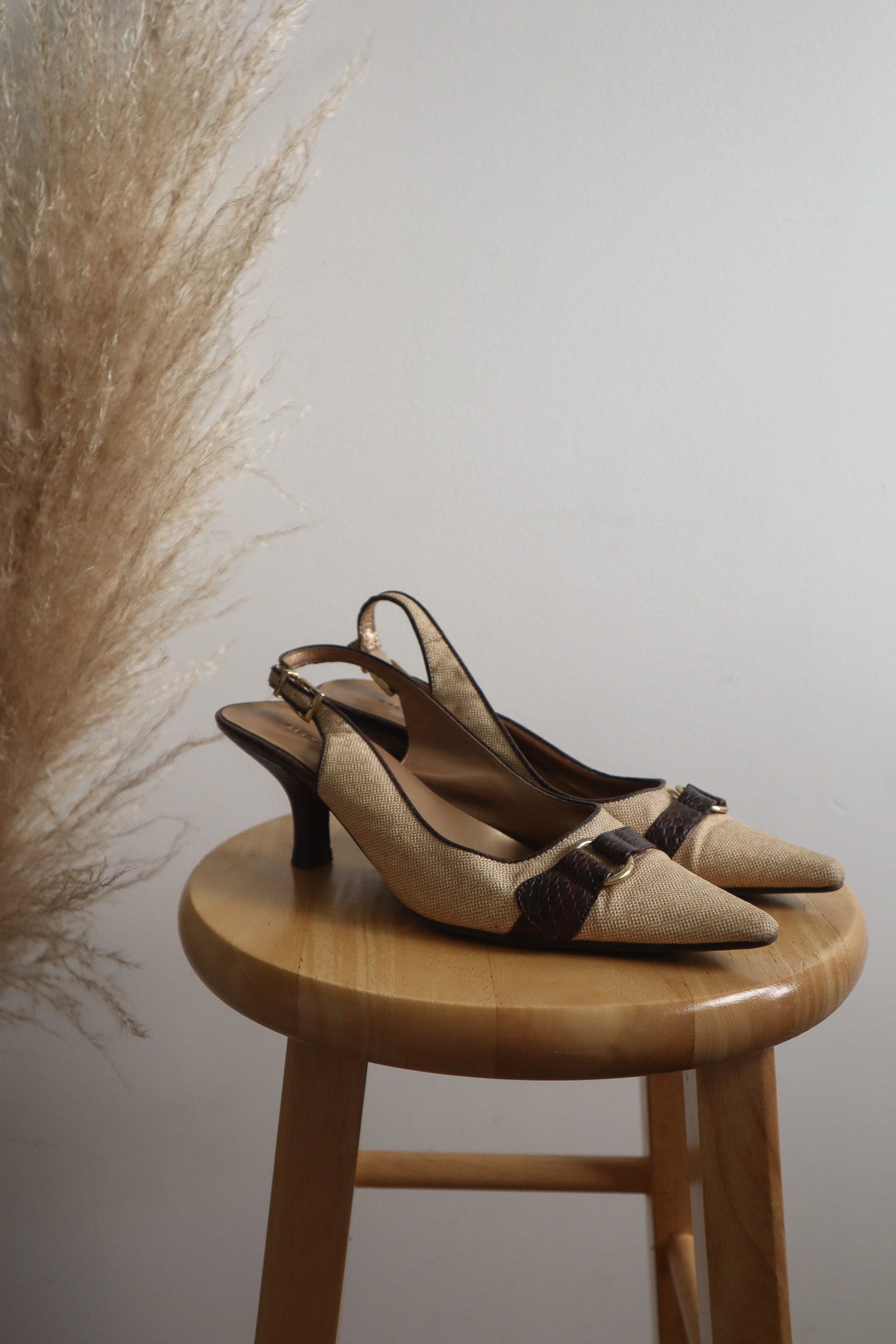 Vintage x Sling Backs (7)