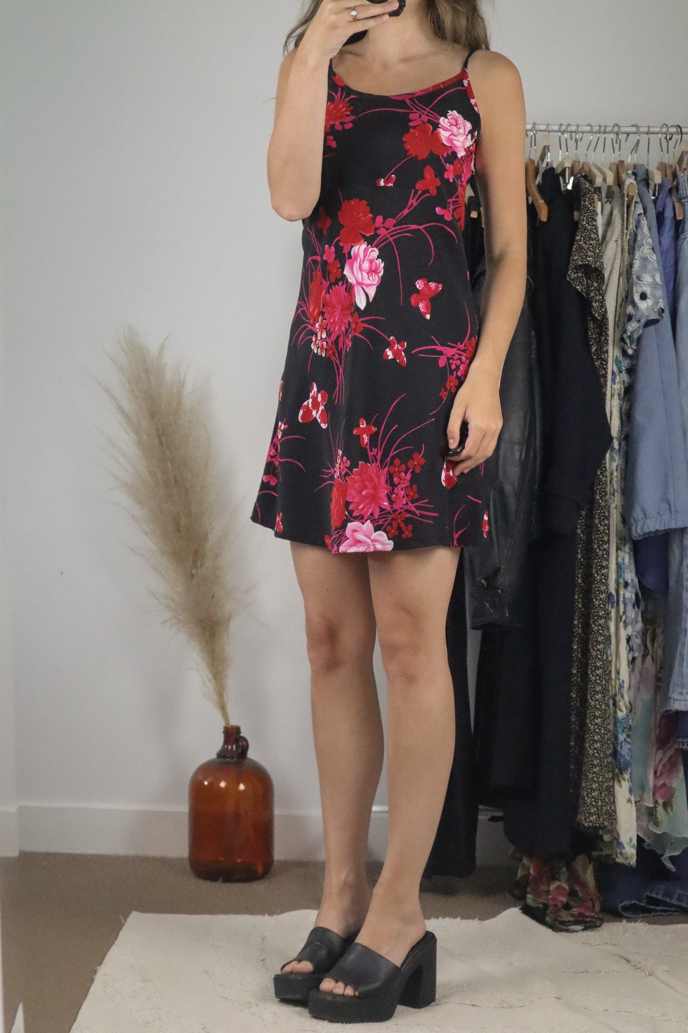 Vintage x Floral Dress (4/6)
