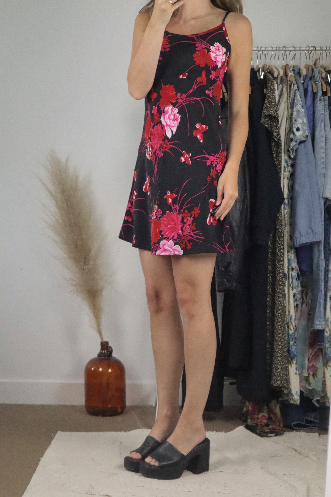 Vintage x Floral Dress (4/6)