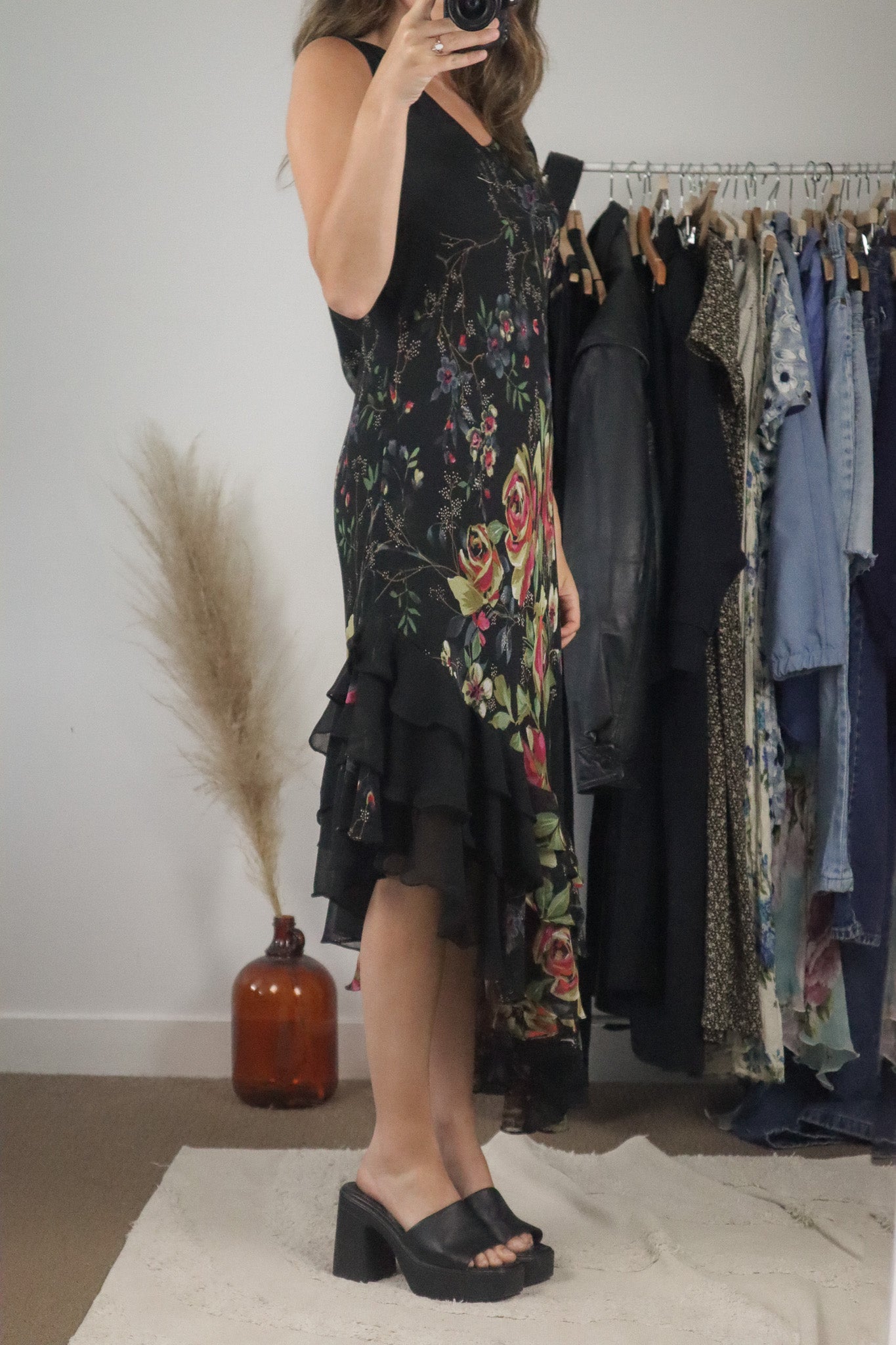 Vintage x Floral Ruffle Dress (M)