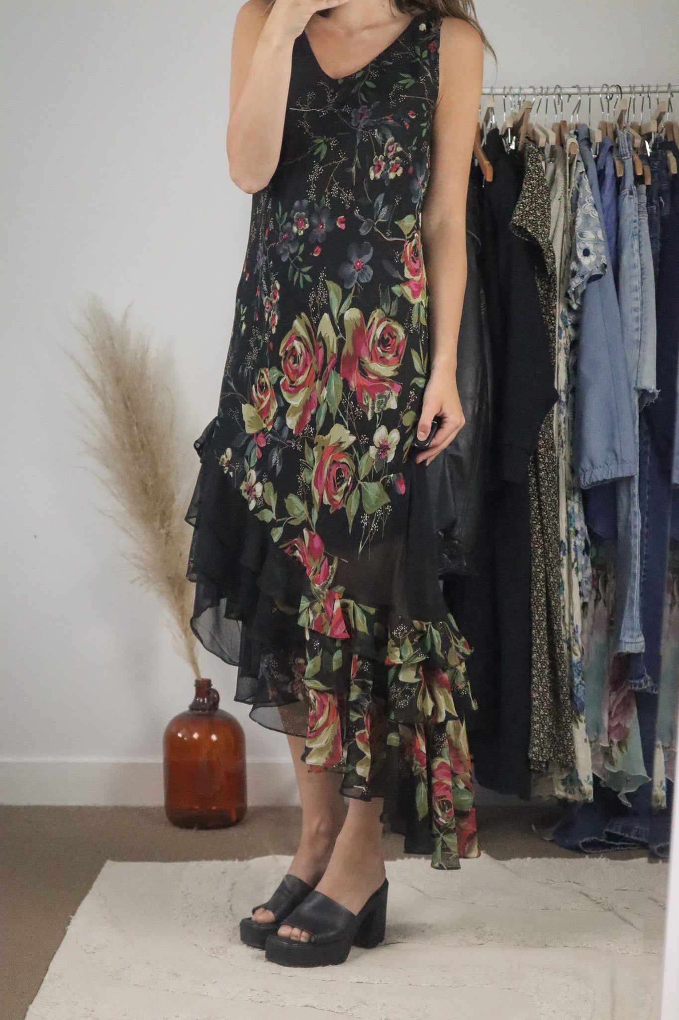 Vintage x Floral Ruffle Dress (M)