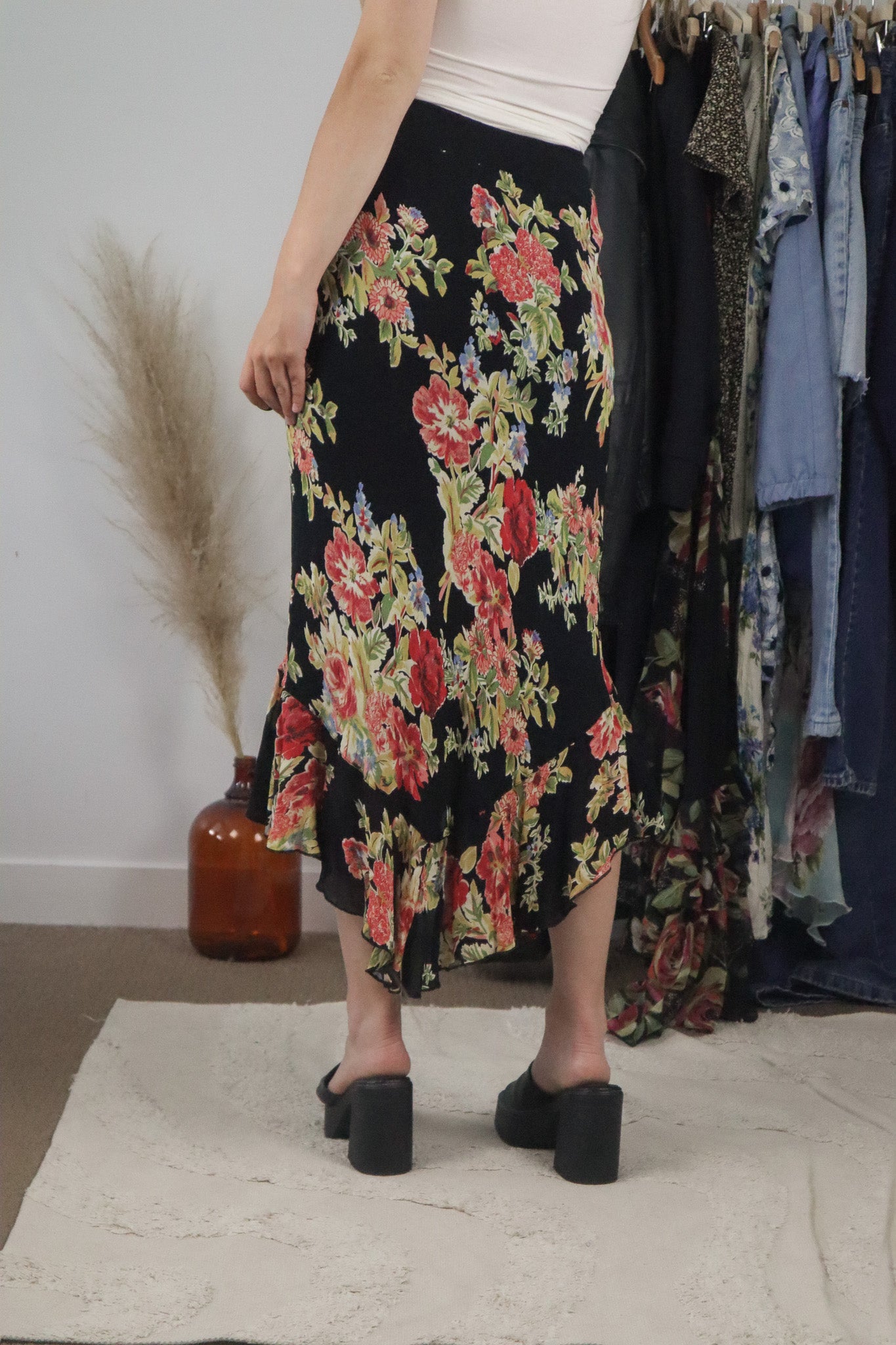 Vintage x Floral Maxi Skirt (S)