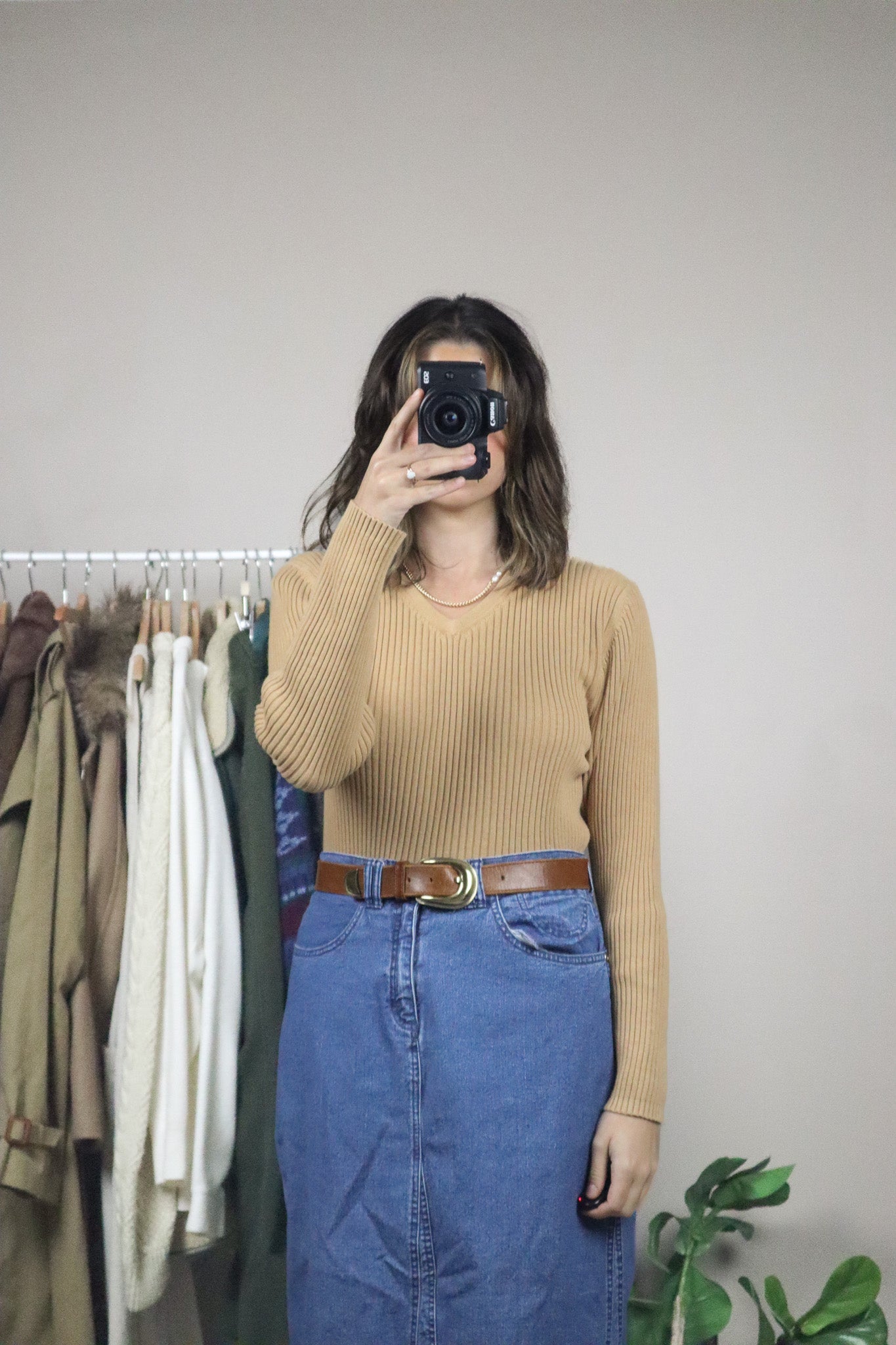 Vintage x V-Neck Top (M)