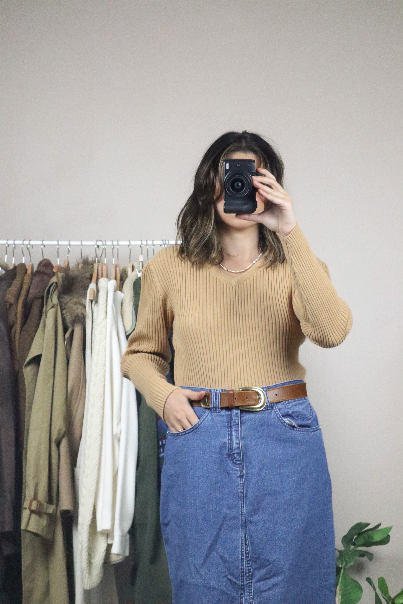 Vintage x V-Neck Top (M)