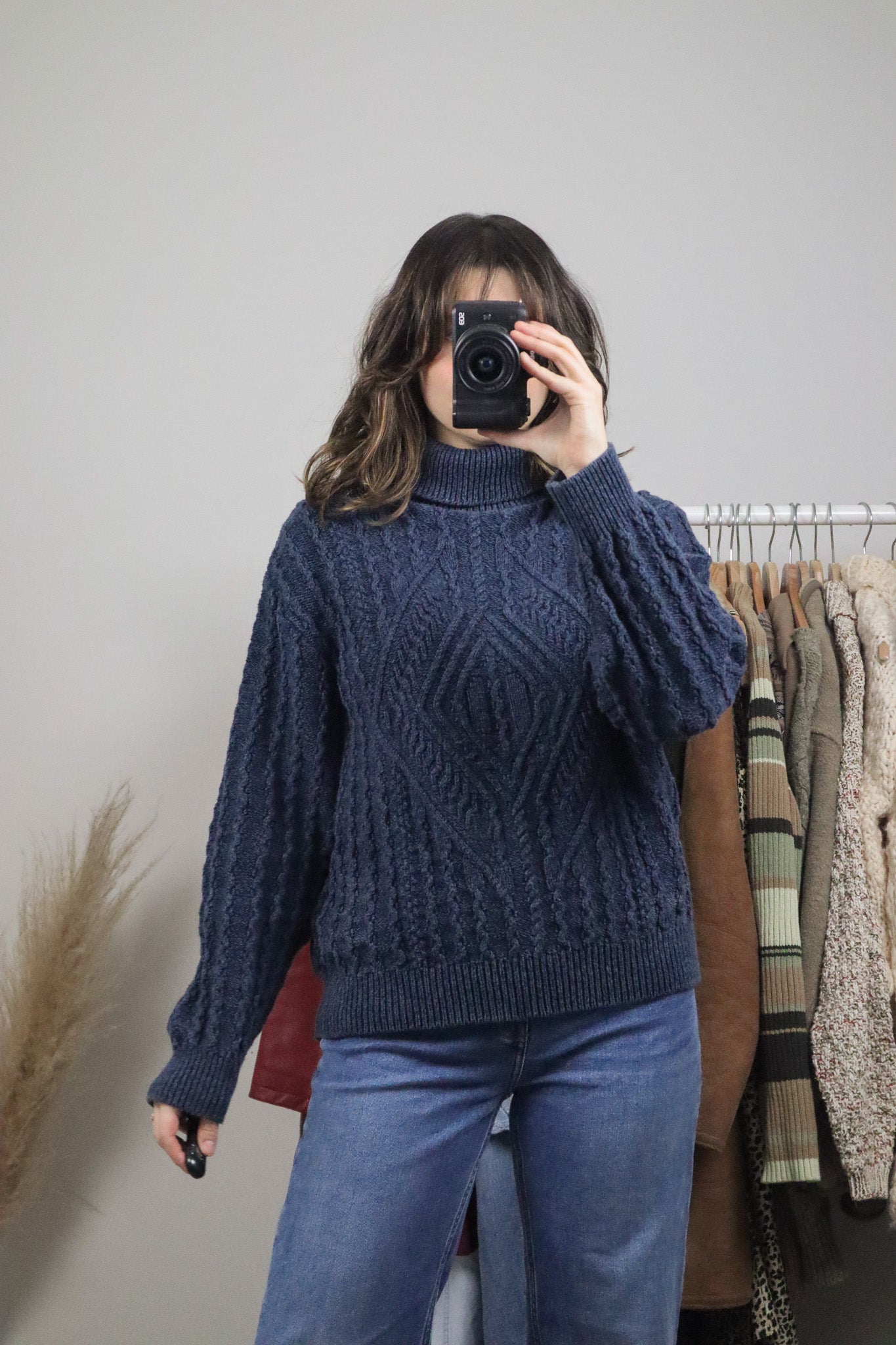 Made in Canada x Vintage x Cable Knit Turtleneck (M)