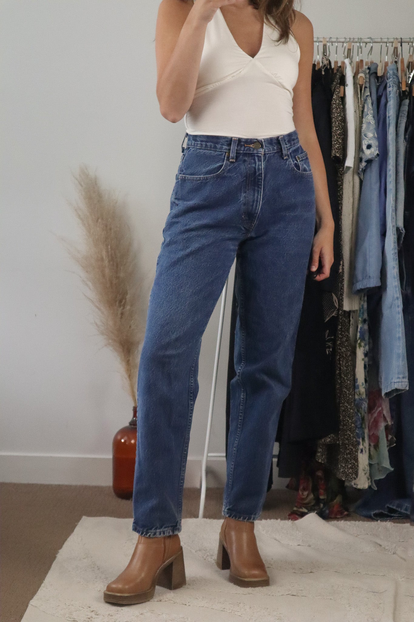 Vintage x Mom Jeans (4)