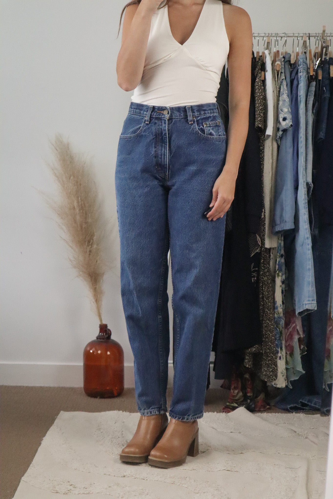 Vintage x Mom Jeans (4)