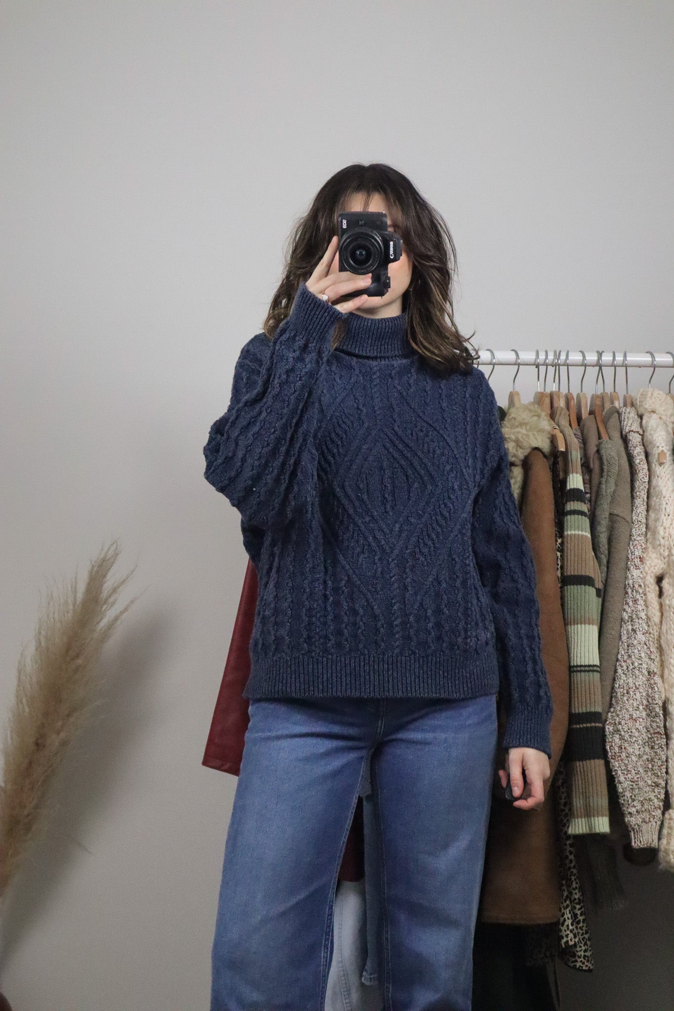 Made in Canada x Vintage x Cable Knit Turtleneck (M)