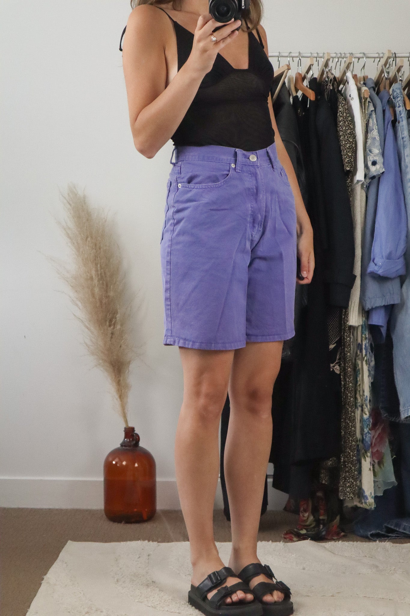 Vintage x Mom Shorts (2/4)