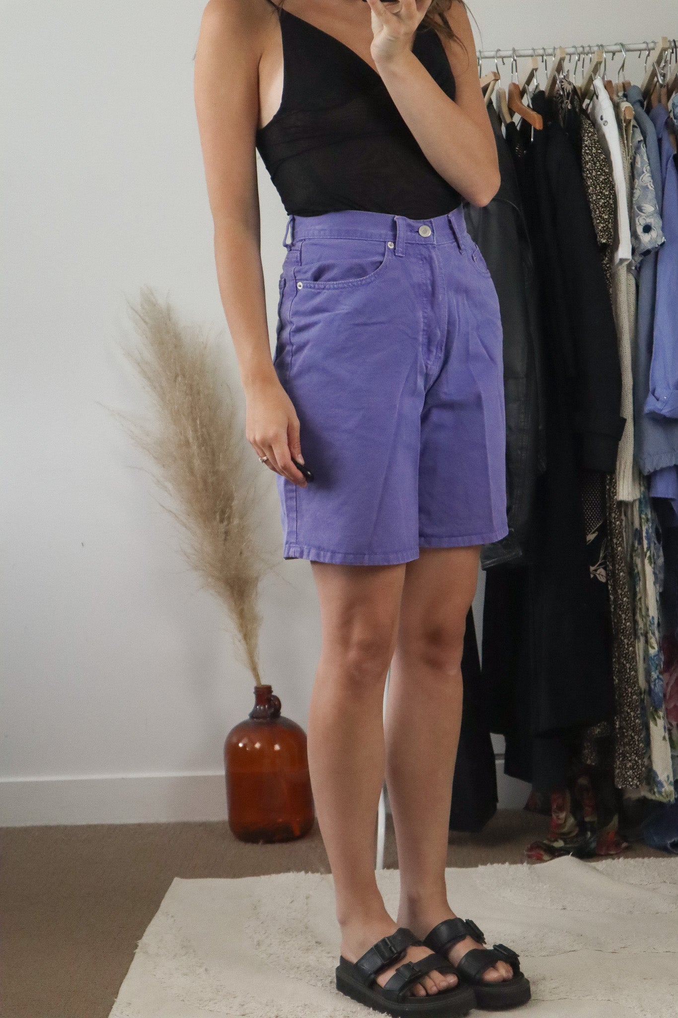 Vintage x Mom Shorts (2/4)