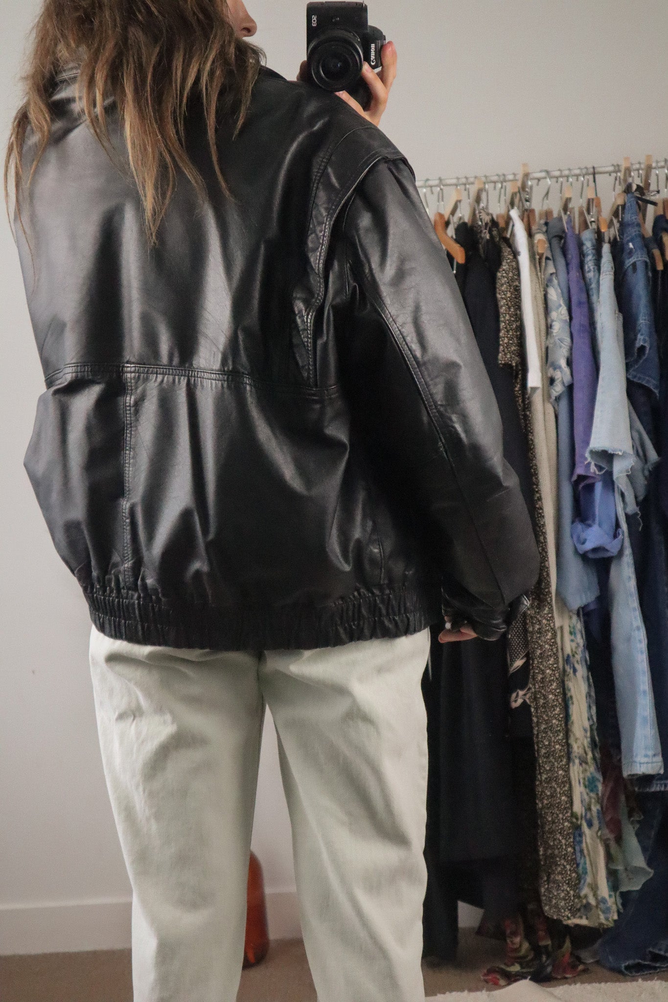 Made in Canada x Vintage x Leather Jacket w/ Down Lining (L/XL)