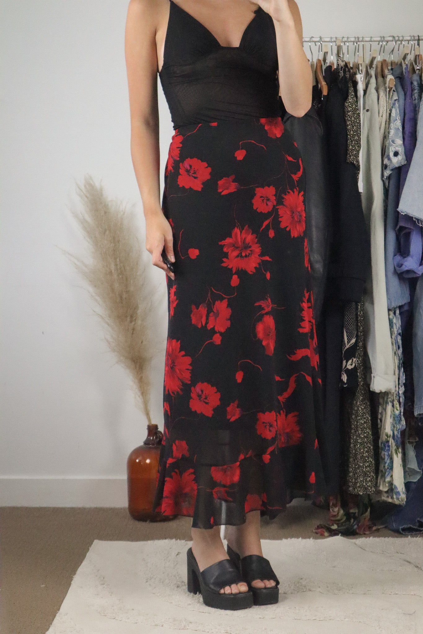 Made in USA x Vintage x Floral Maxi Skirt (8)