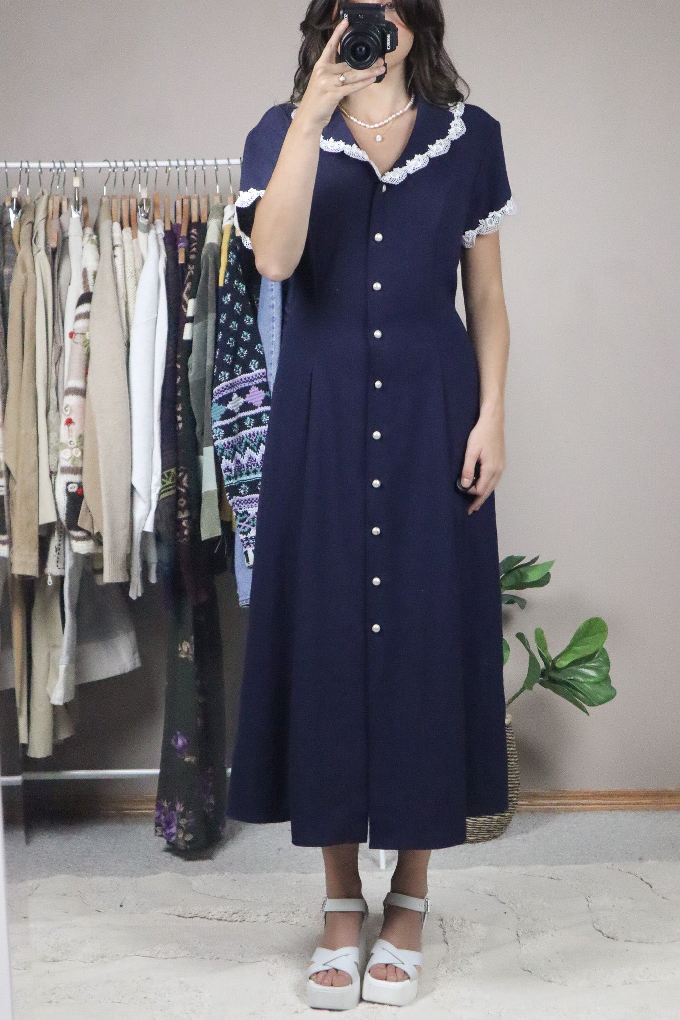 Made in Canada x Vintage x Collared Maxi Dress (8)