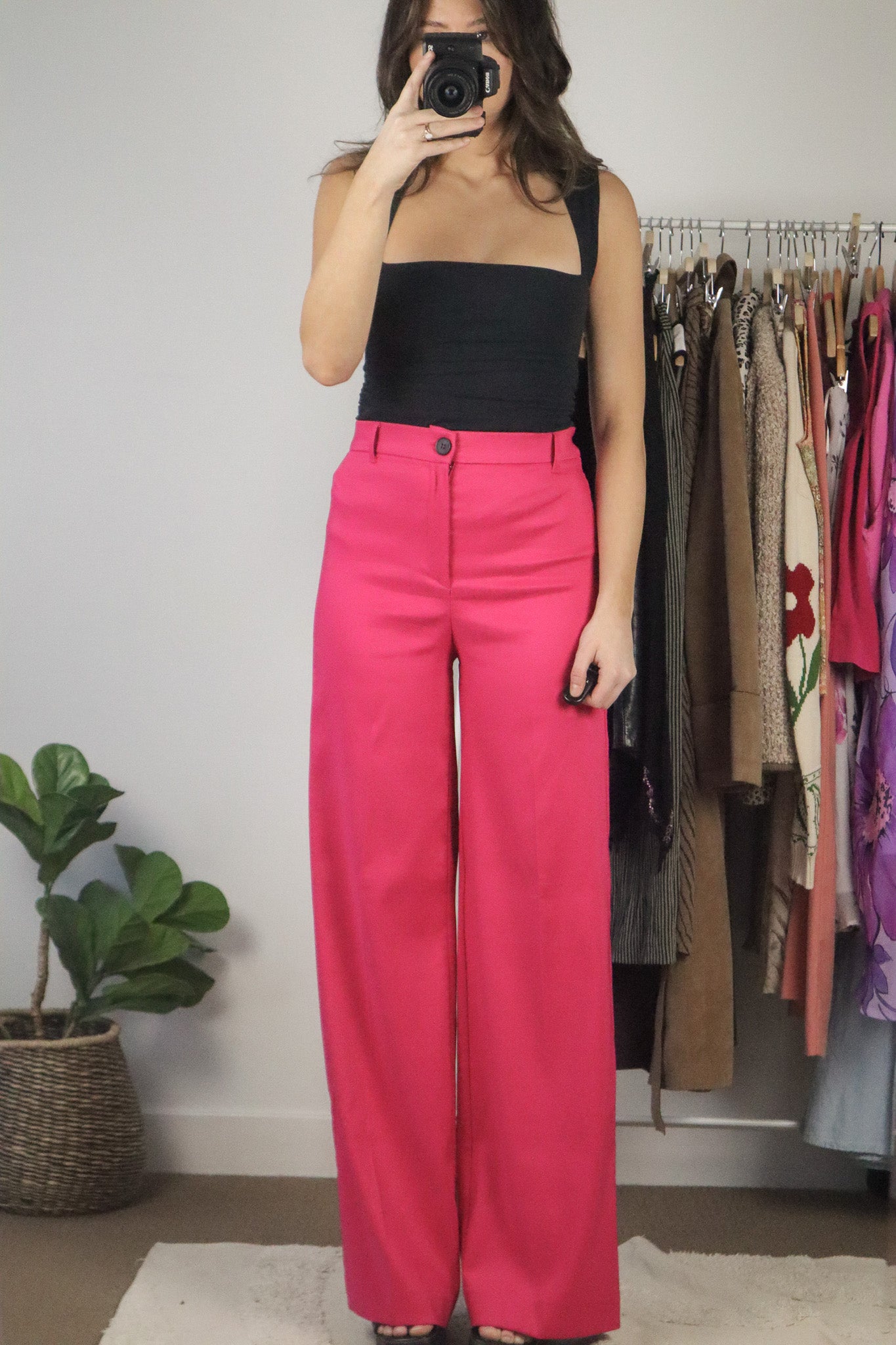 Modern x Wide-Leg Pants (S)