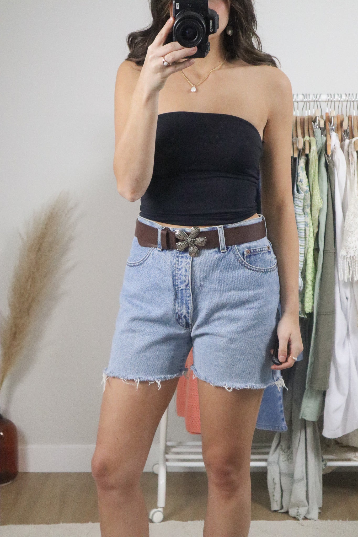 Vintage x Leather Flower Belt (M)