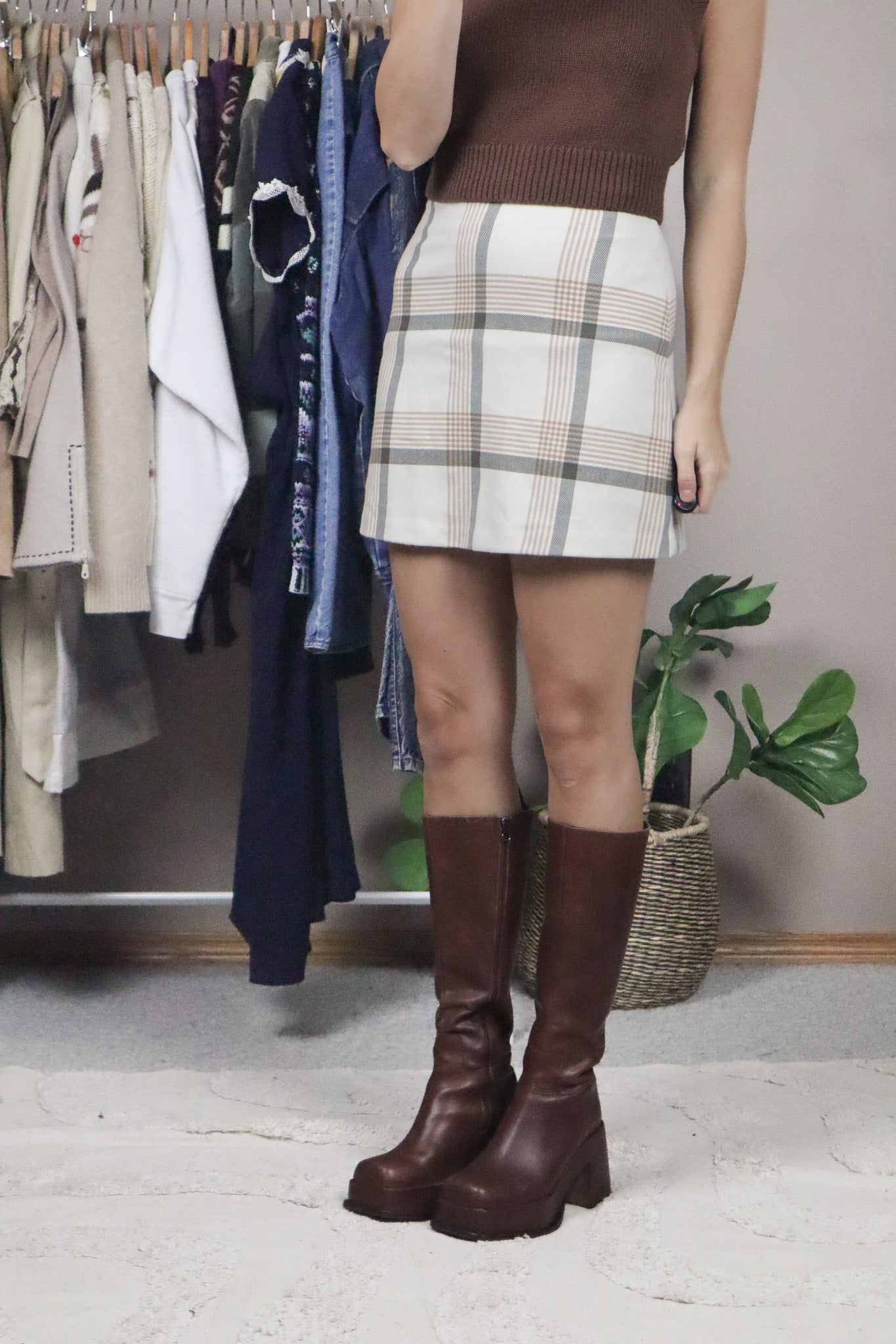 Wilfred x Plaid Mini Skirt (4)