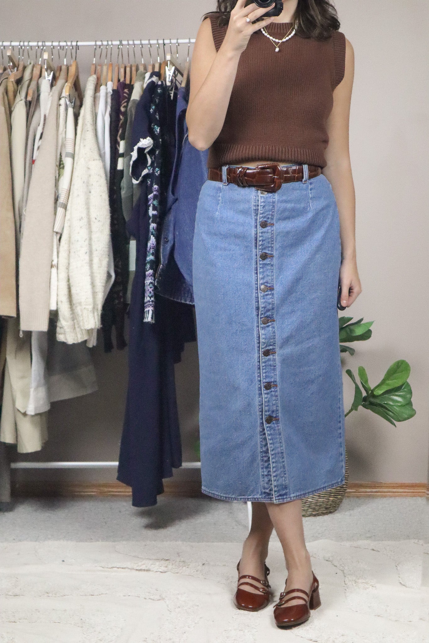 Made in Canada x Vintage x Denim Button Skirt (2/4)